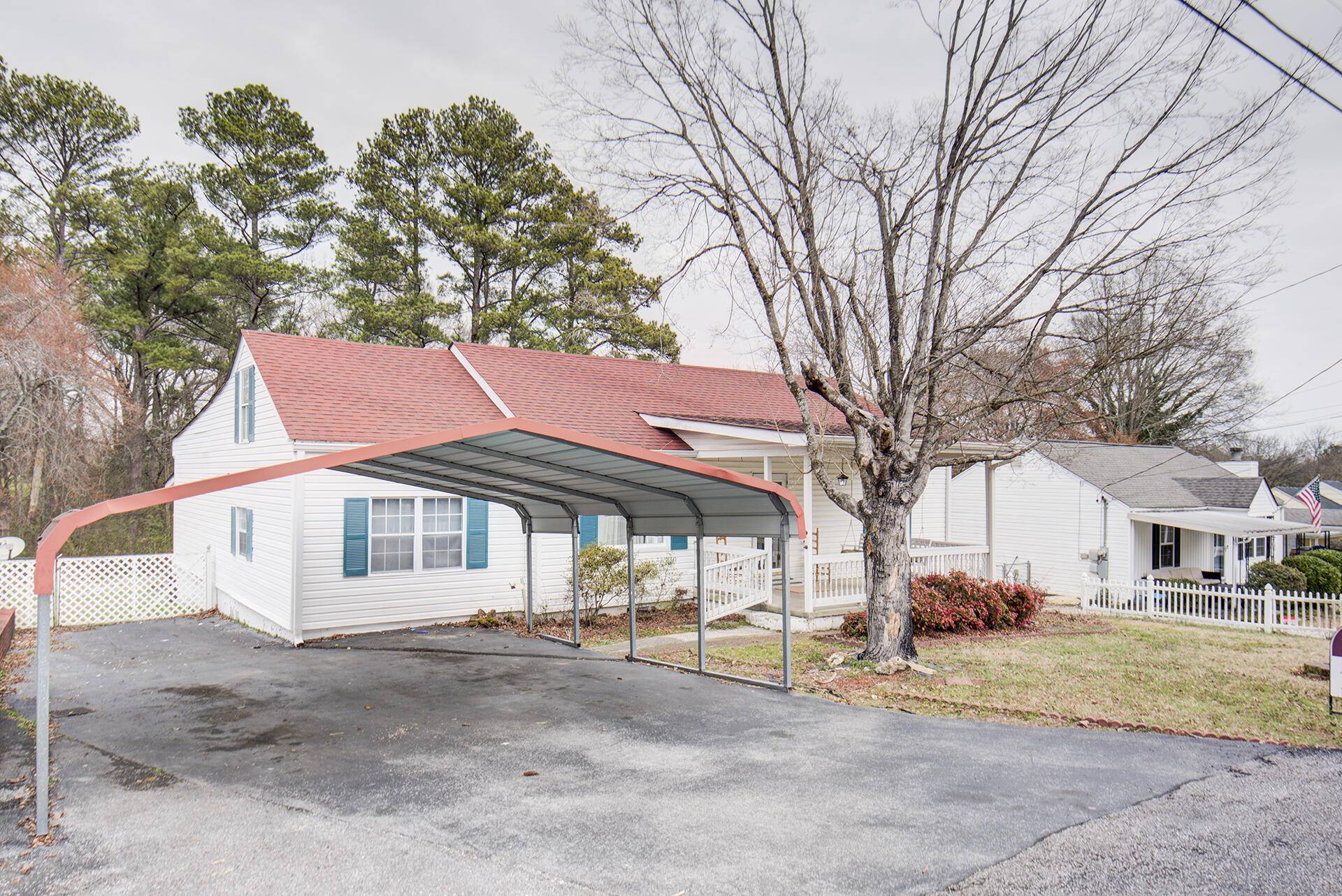 Chattanooga, TN 37412,10 Edwards TER