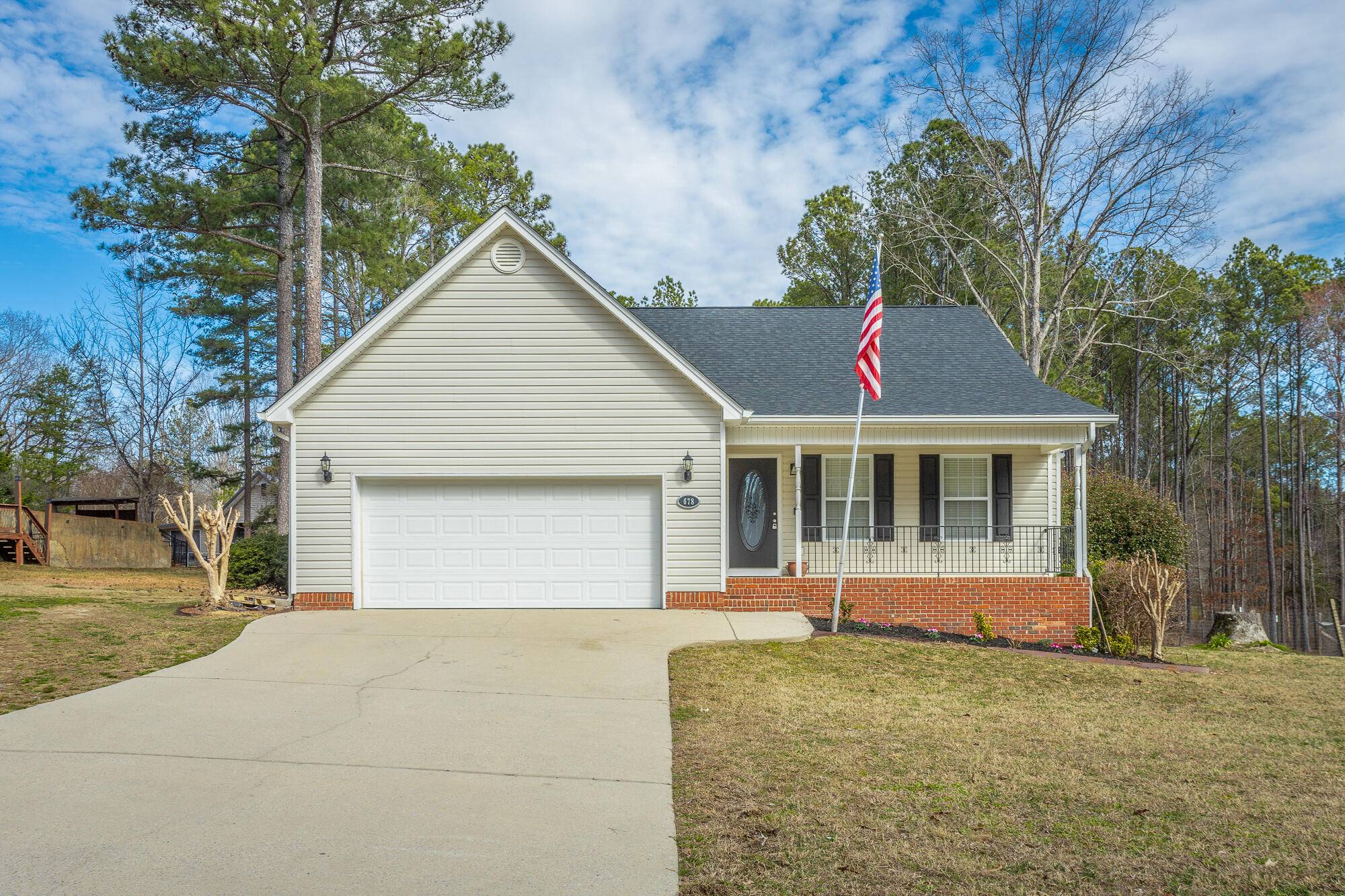 Ringgold, GA 30736,678 Waters DR