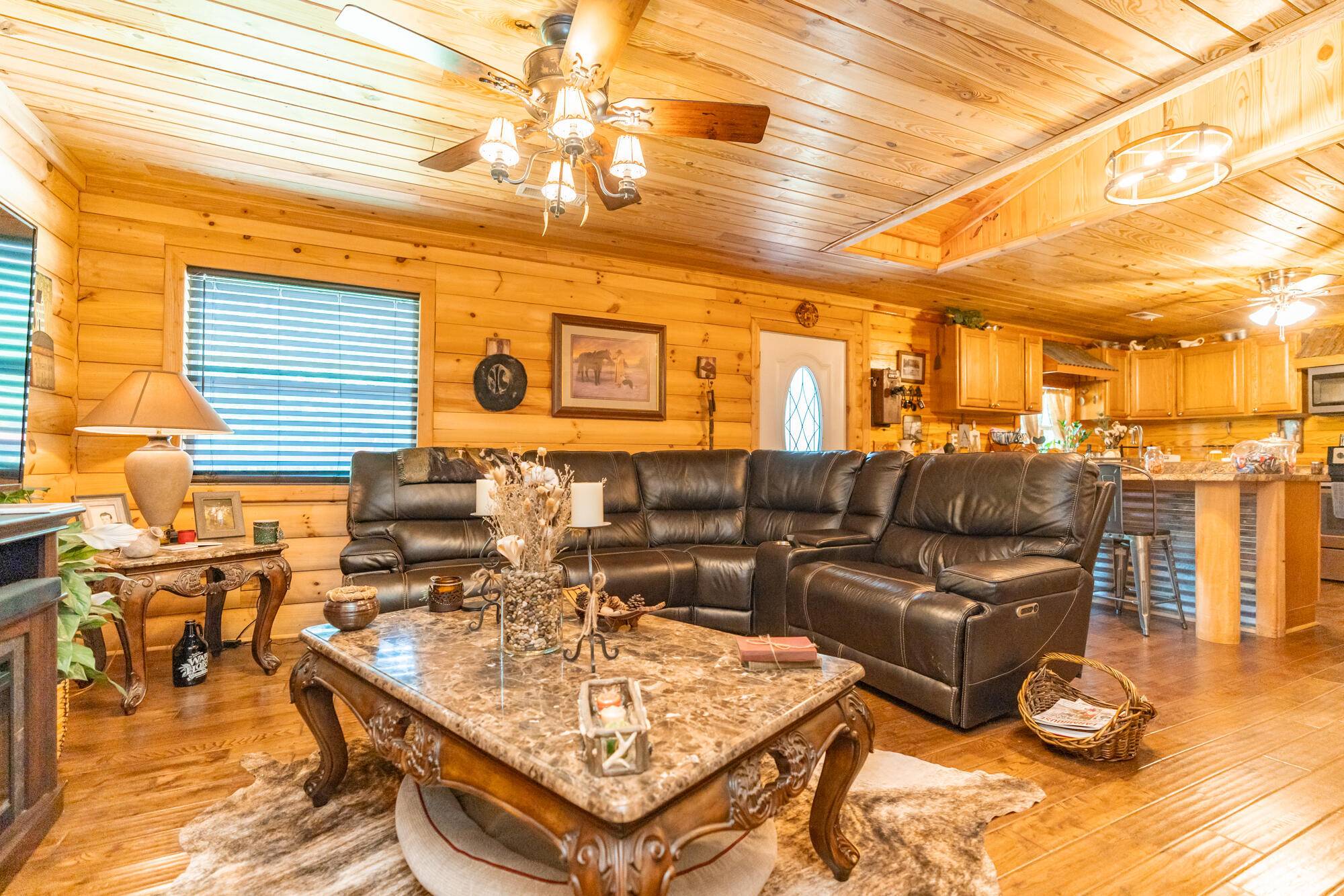 Lafayette, GA 30728,238 Henry CIR