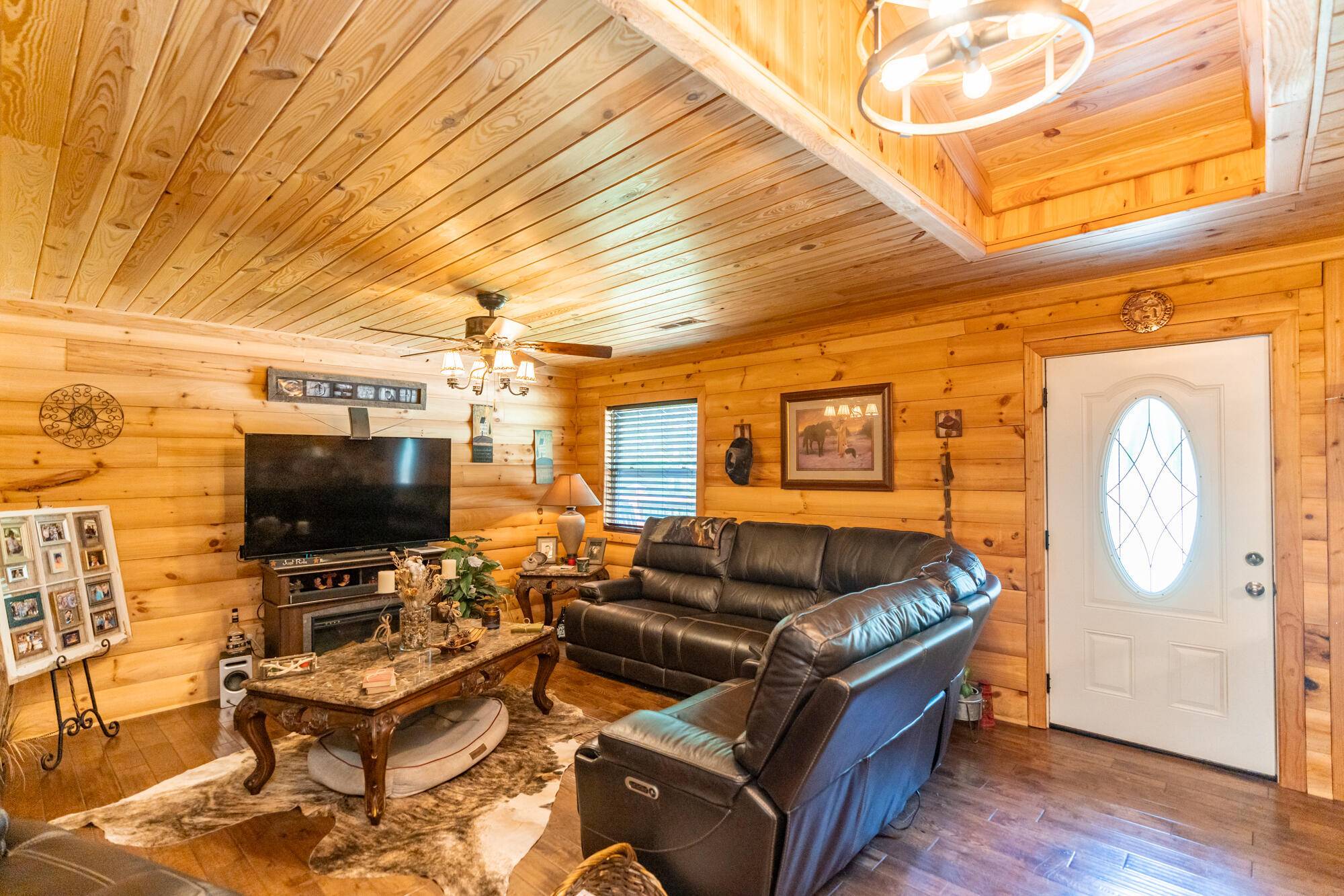 Lafayette, GA 30728,238 Henry CIR