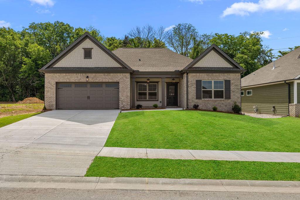 Ooltewah, TN 37363,8918 Knolling Lp