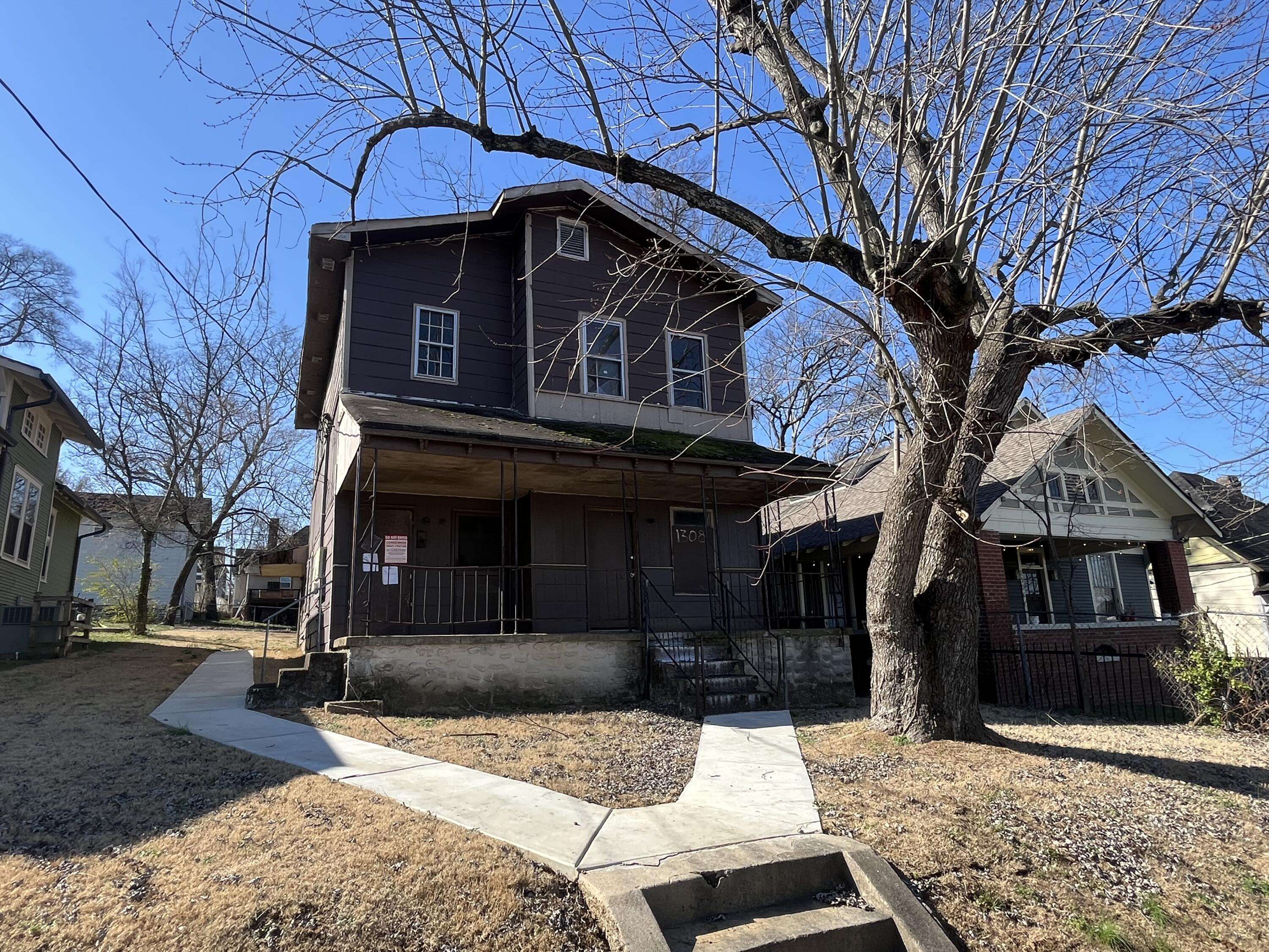 Chattanooga, TN 37404,1308 Duncan AVE