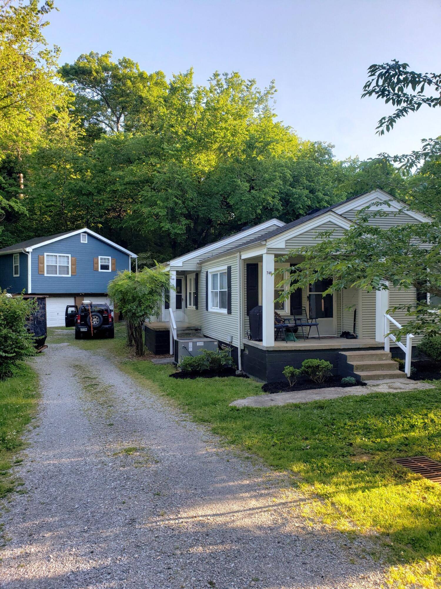 Chattanooga, TN 37405,746 Curve ST