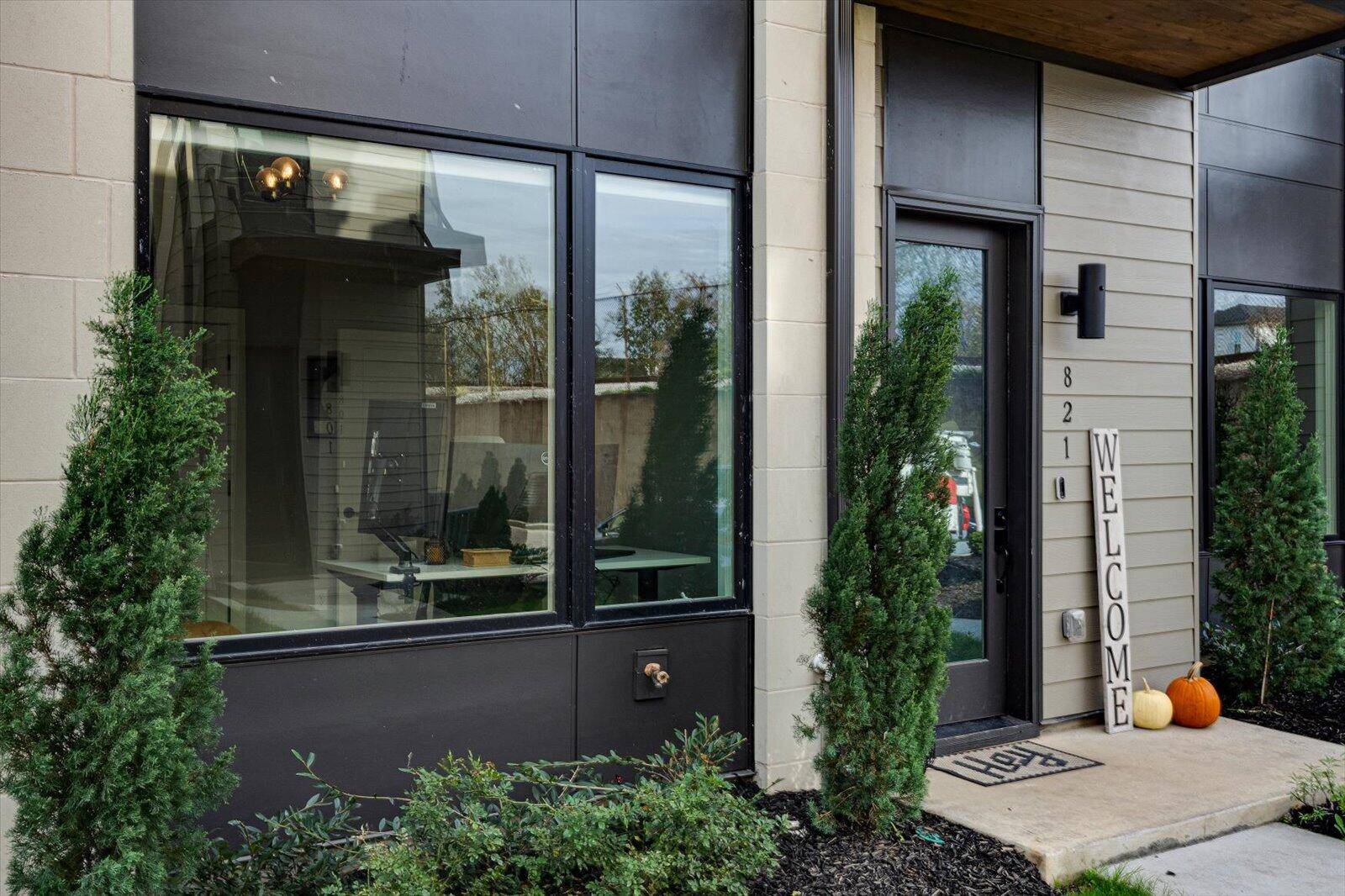 Chattanooga, TN 37408,821 Burnside PL