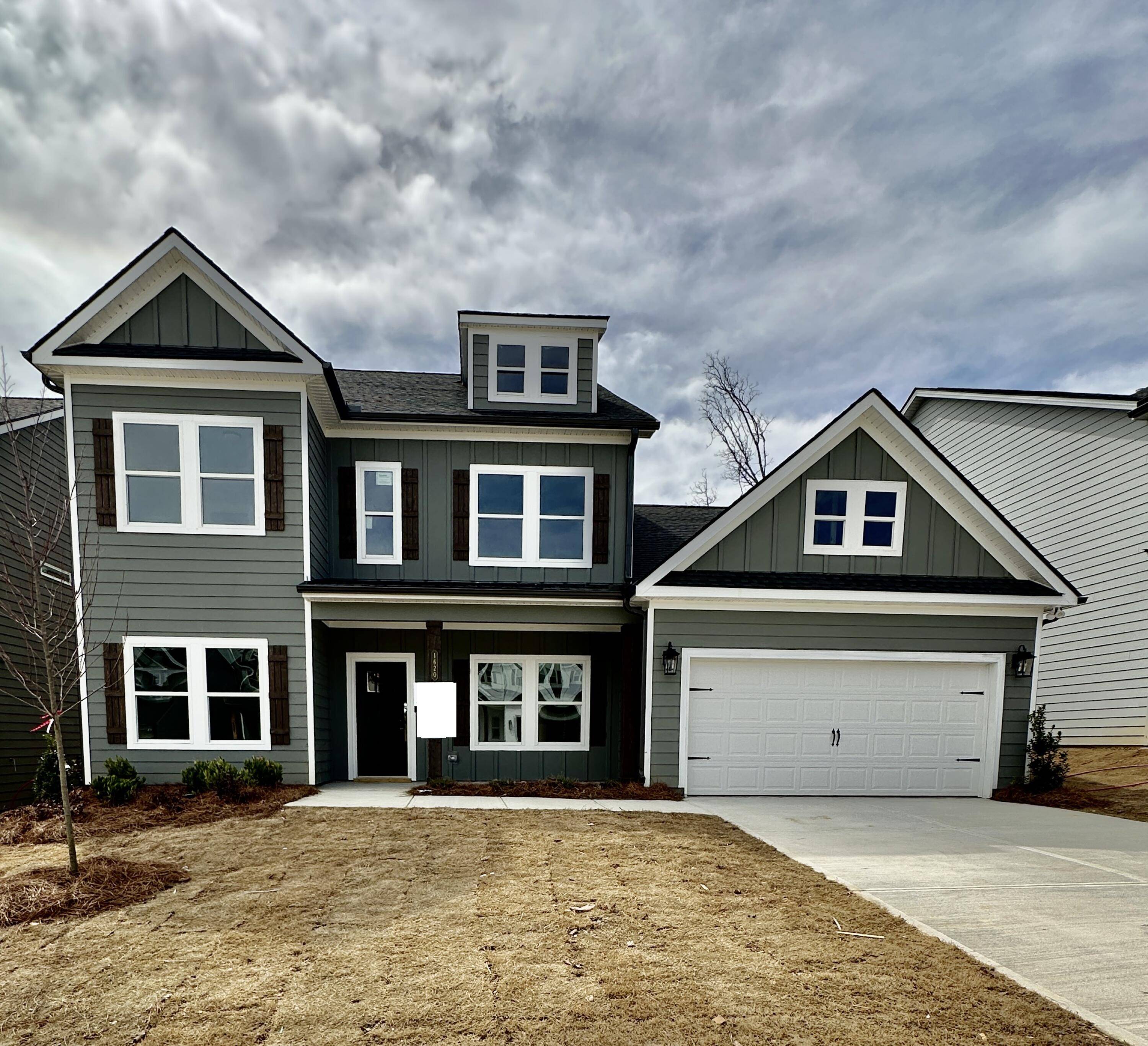 Ooltewah, TN 37363,1620 Firelight WAY
