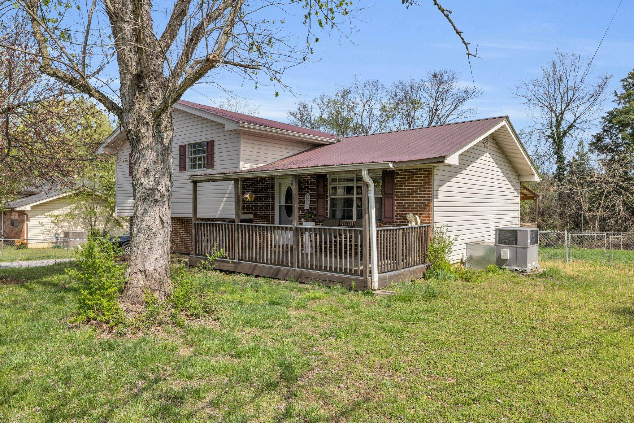 Cleveland, TN 37312,4558 Lee DR