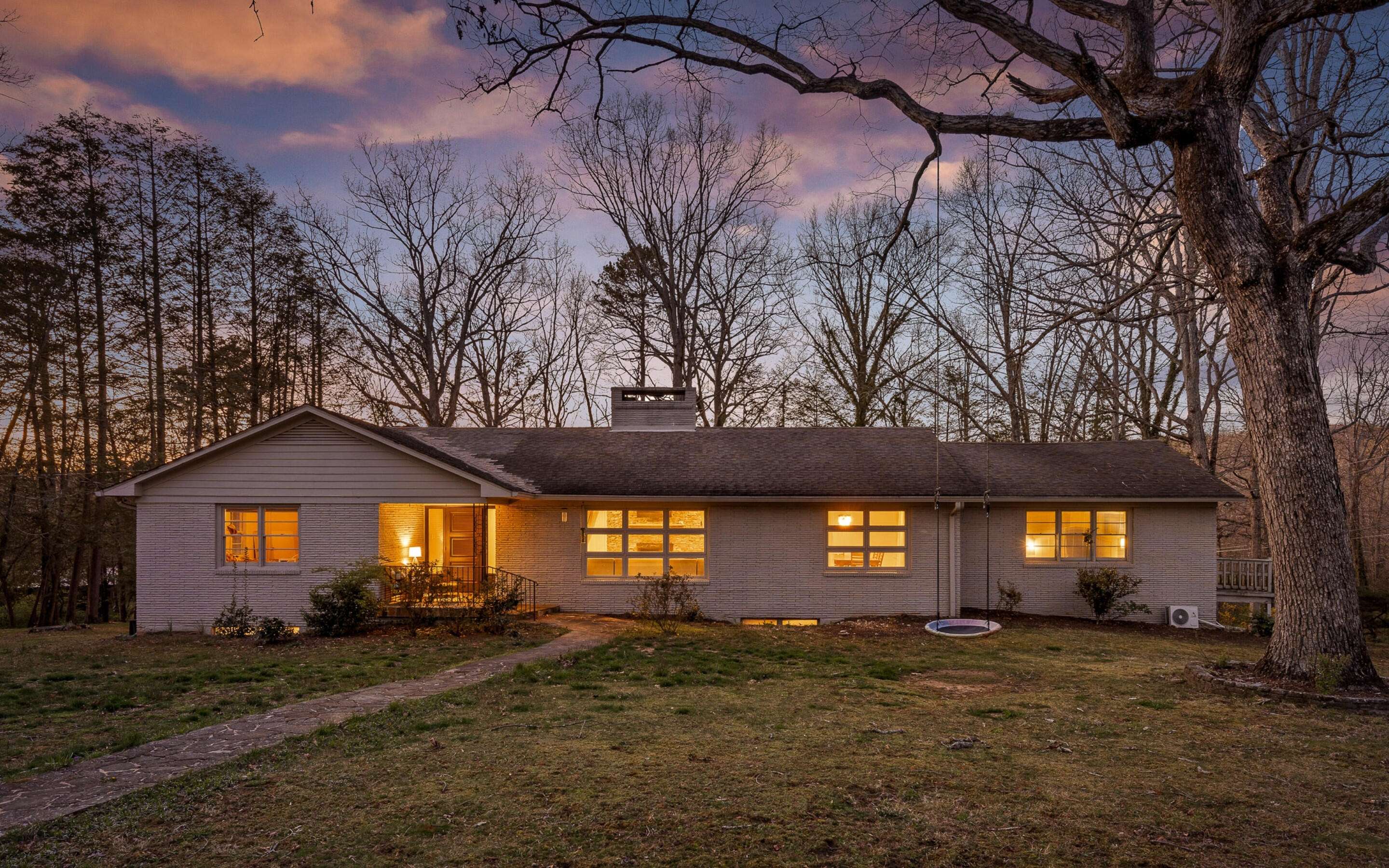 Signal Mountain, TN 37377,341 Palisades DR