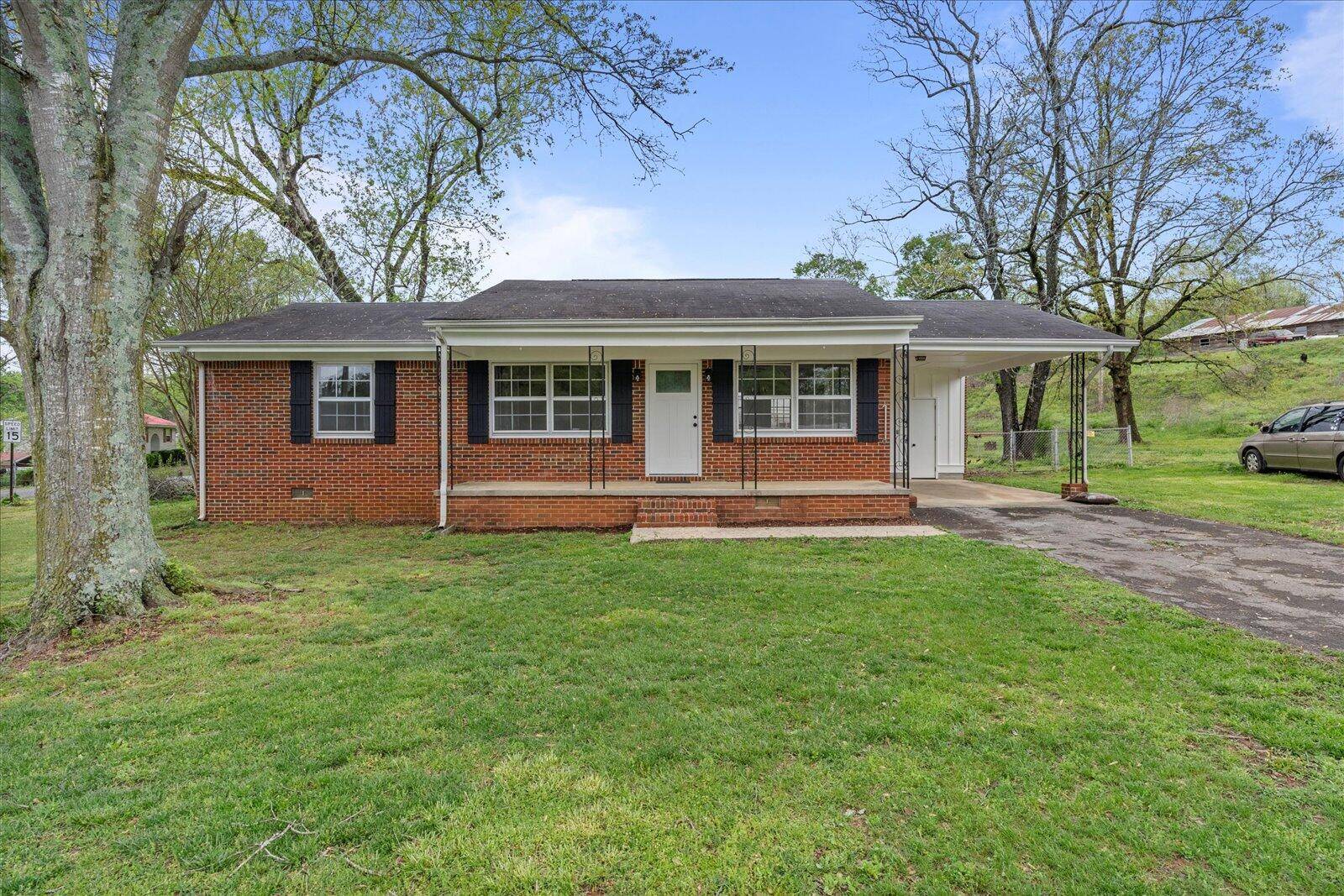 Jasper, TN 37347,890 Shellmound RD