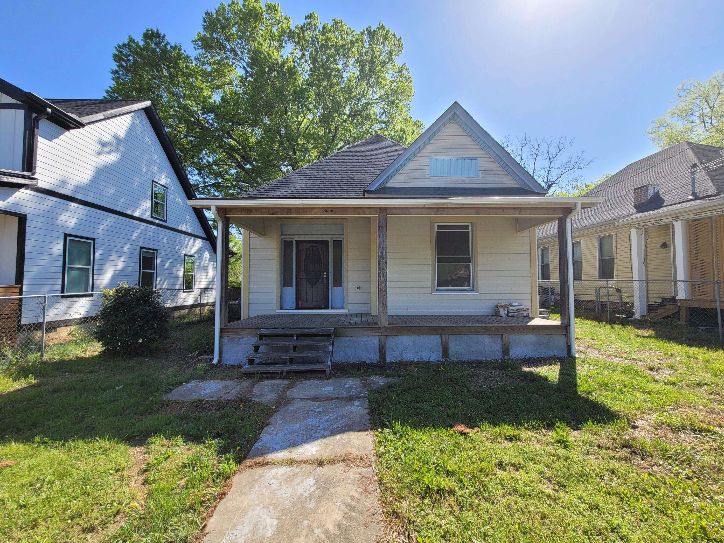 Chattanooga, TN 37404,2206 Kirby AVE