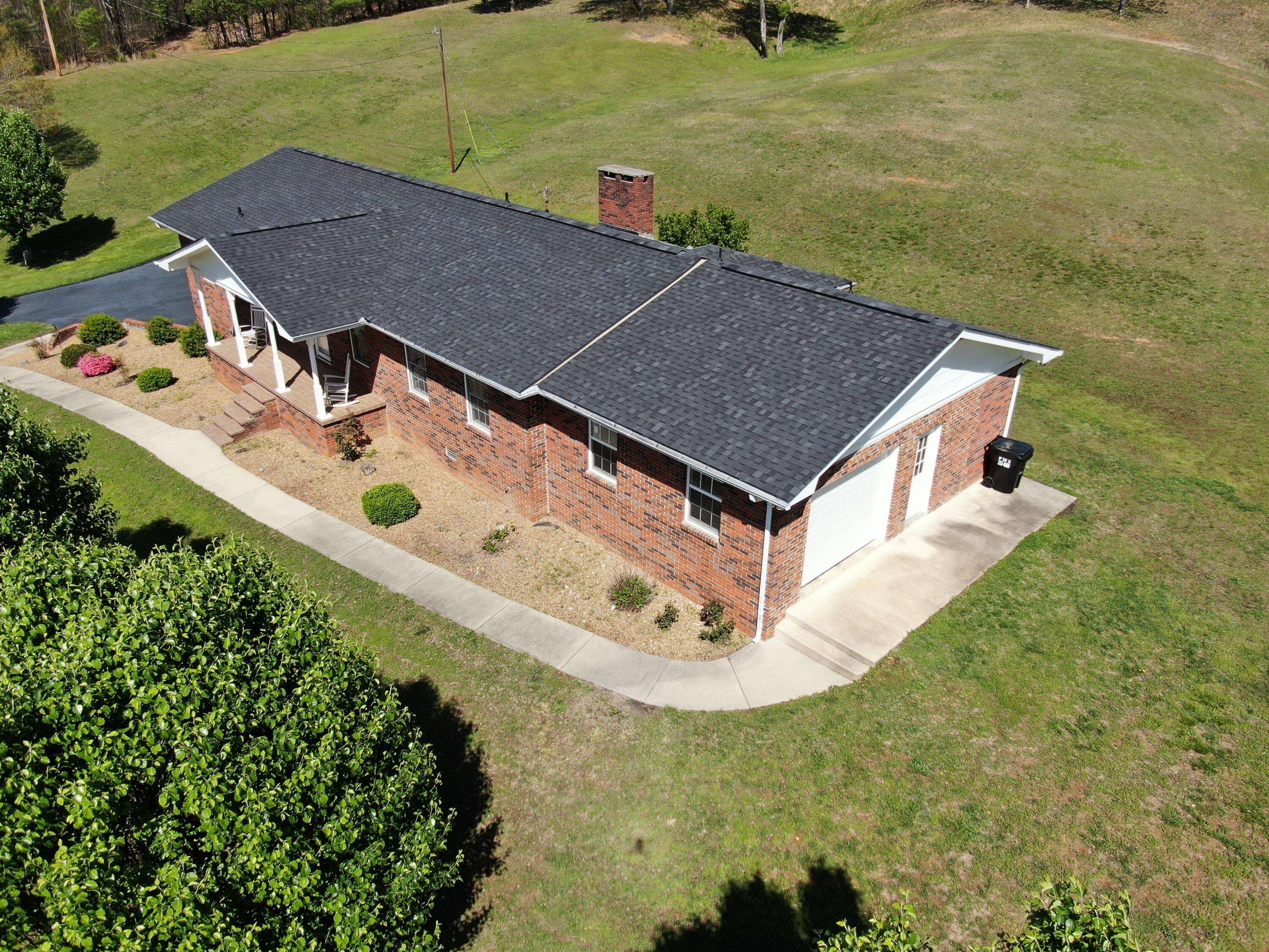 Dunlap, TN 37327,685 Lockhart RD