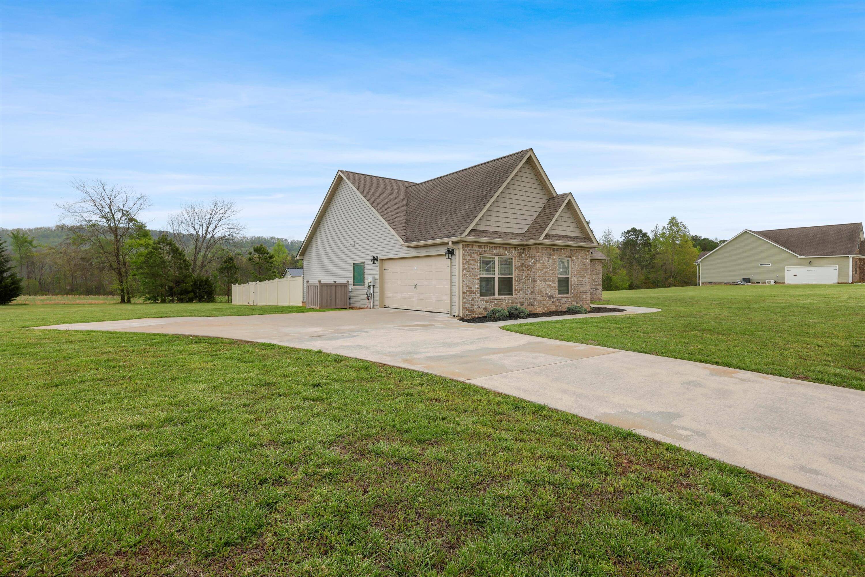 Rock Spring, GA 30739,134 Farm View CIR
