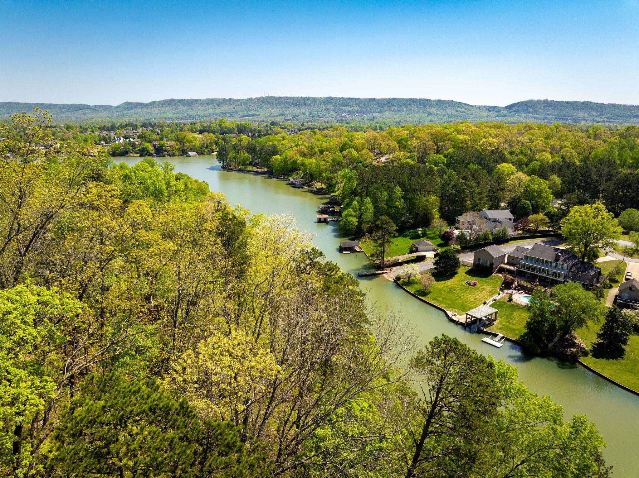 Harrison, TN 37341,7328 Creek Ridge DR