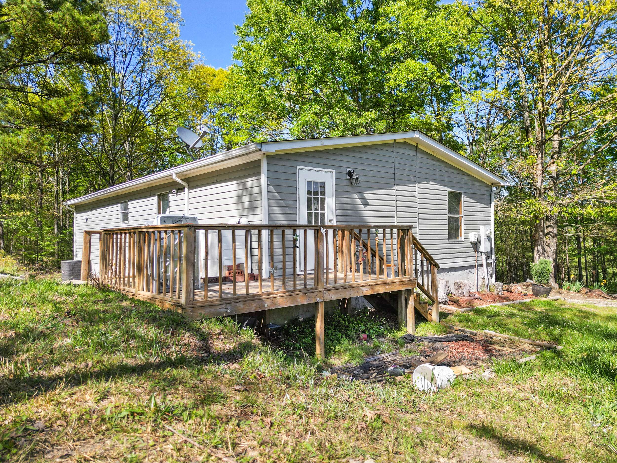 Ringgold, GA 30736,132 Hinton LN