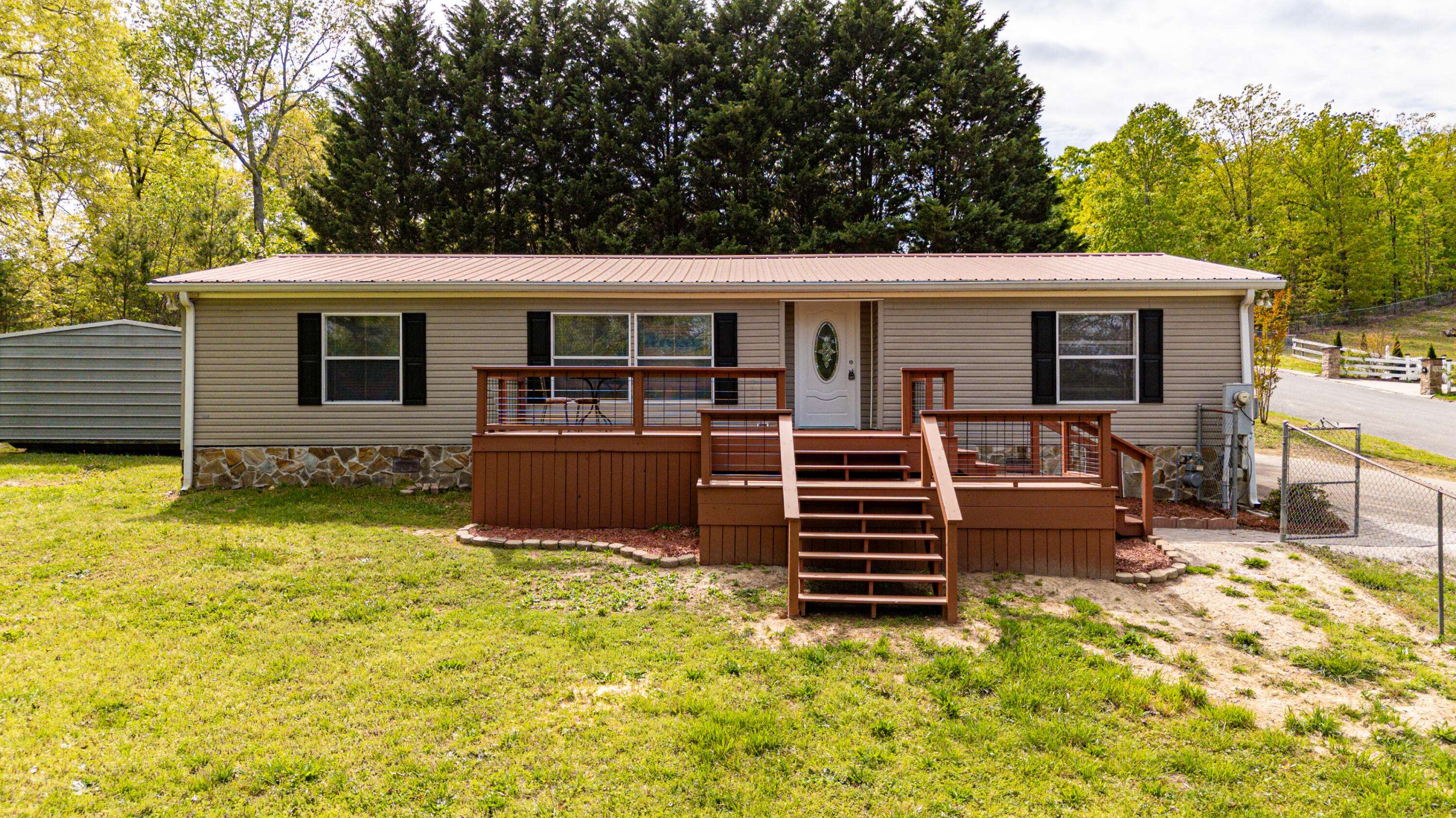 Soddy Daisy, TN 37379,879 Ponderosa DR