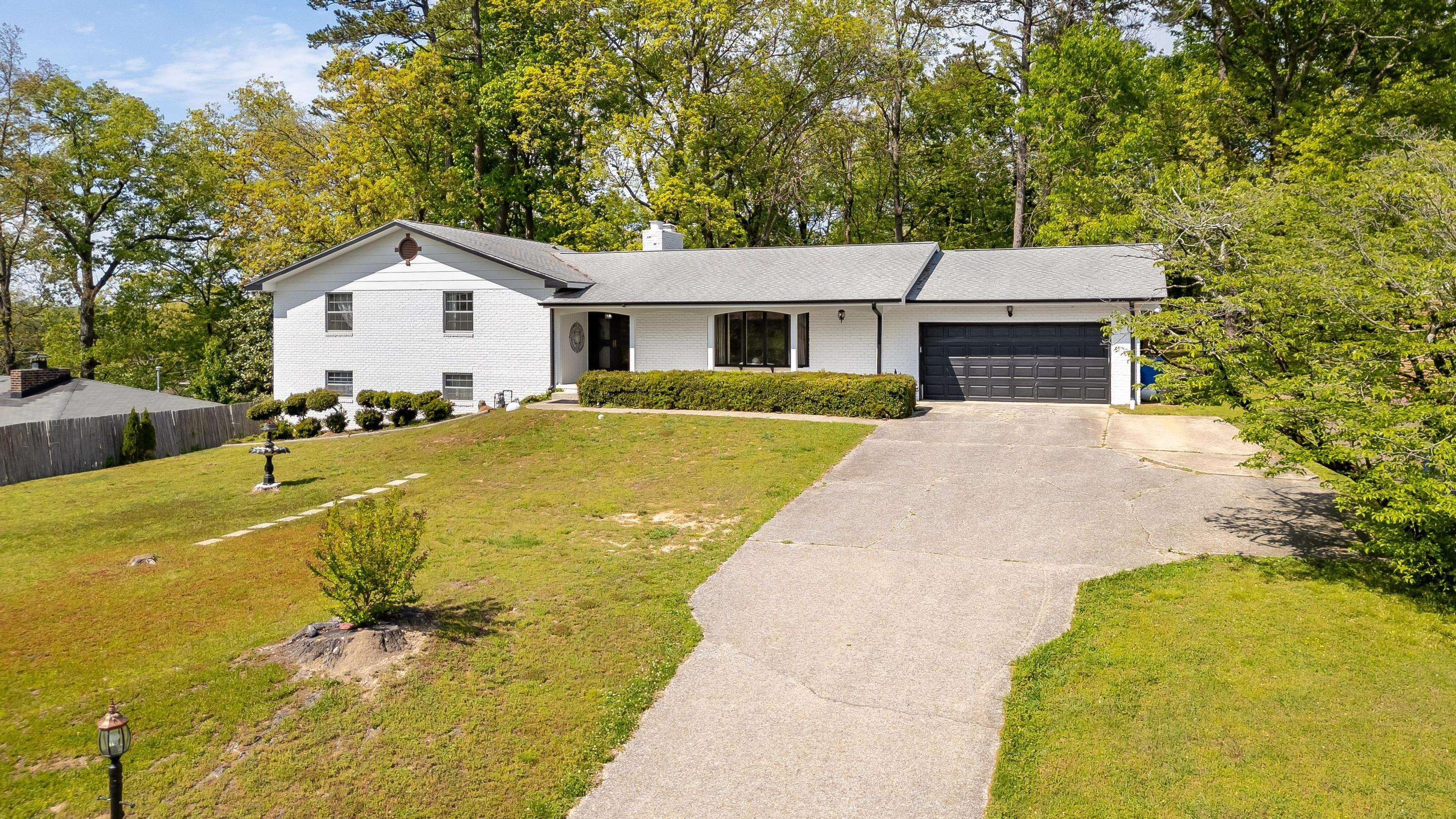 Chattanooga, TN 37421,7007 Genoa DR