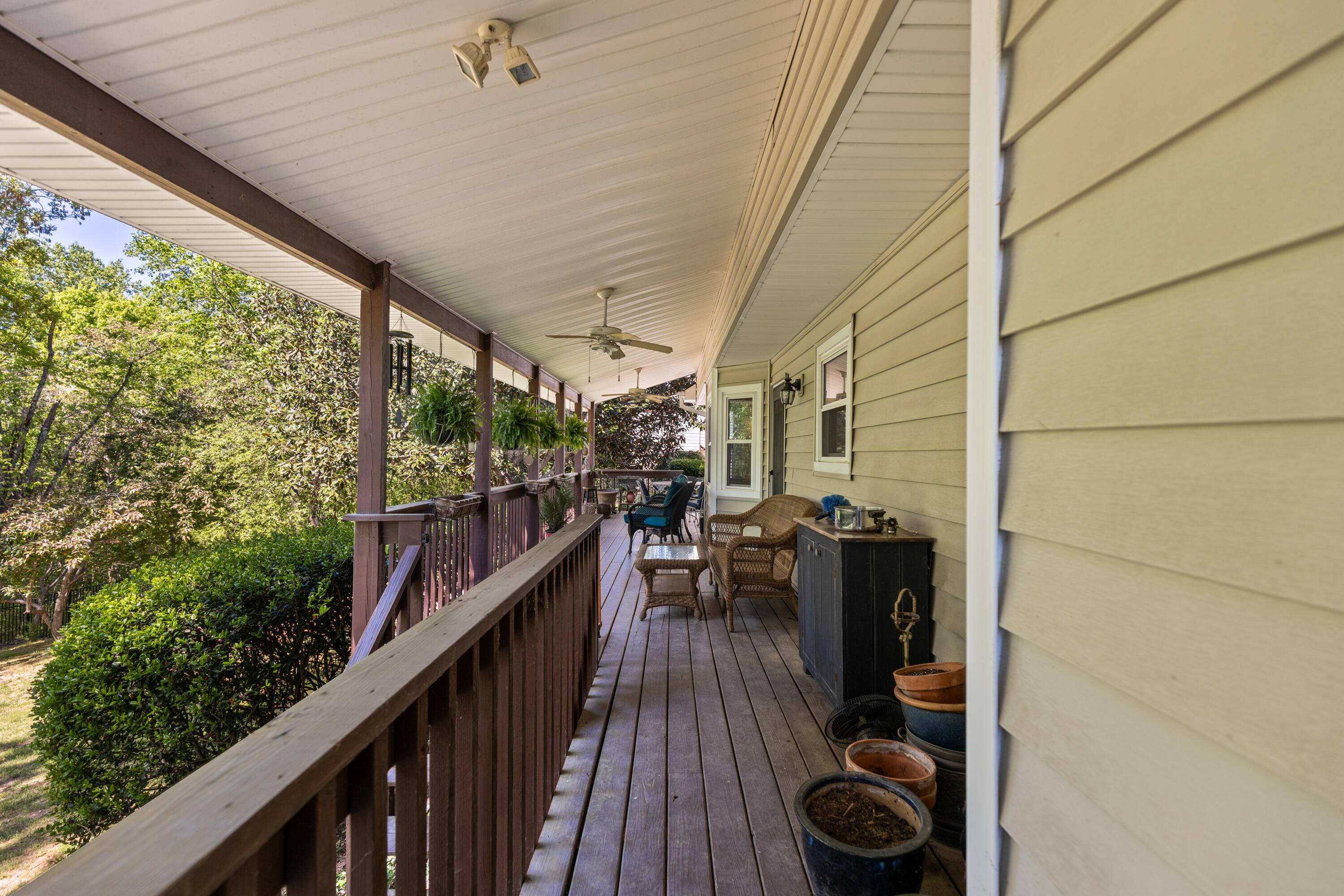 Hixson, TN 37343,2227 Bay Pointe DR