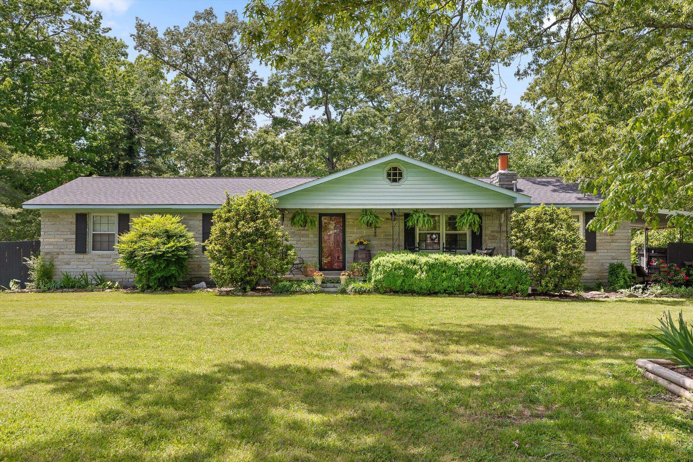 Estill Springs, TN 37330,419 Trotters CIR