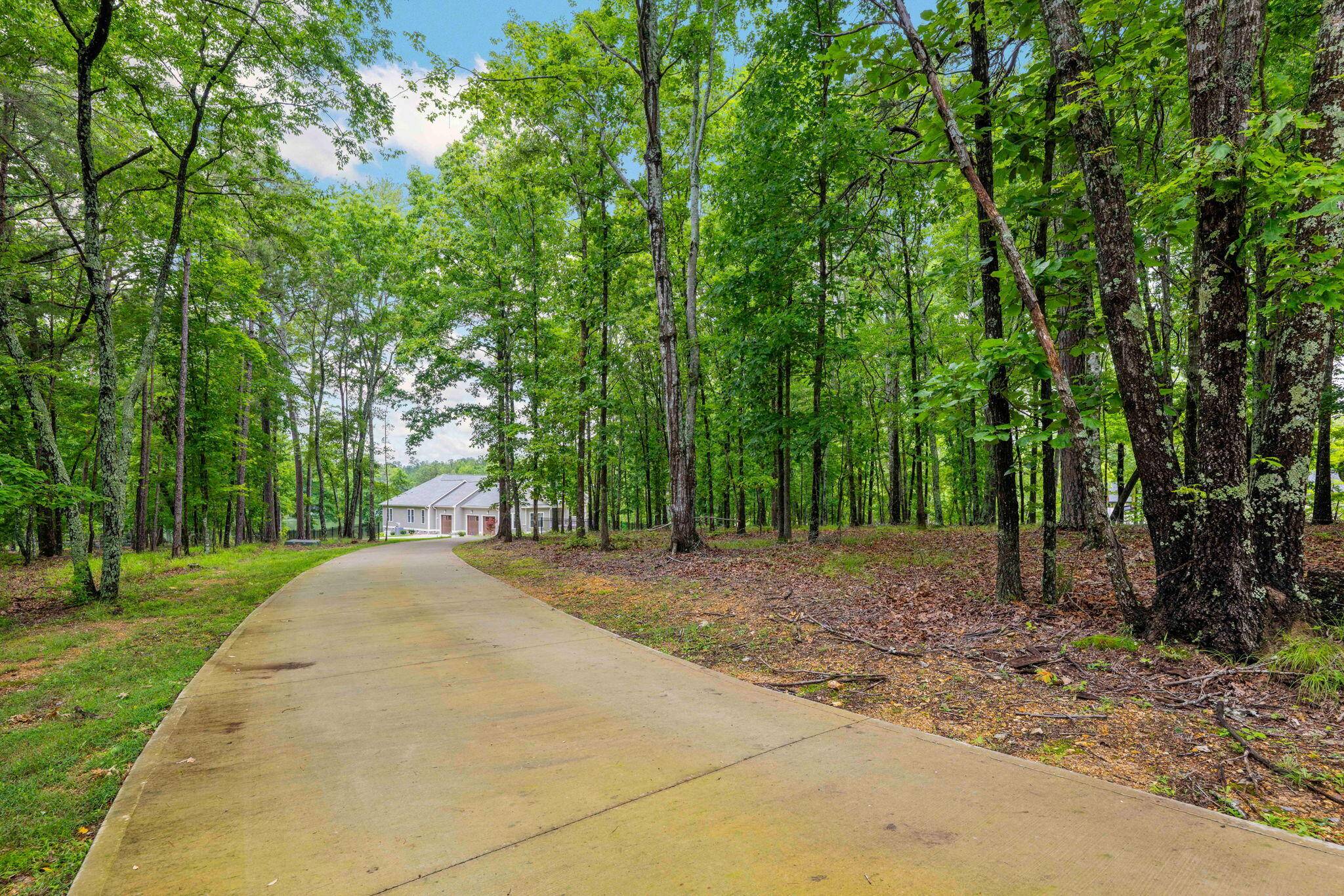 Ooltewah, TN 37363,10690 Lost Lake CIR