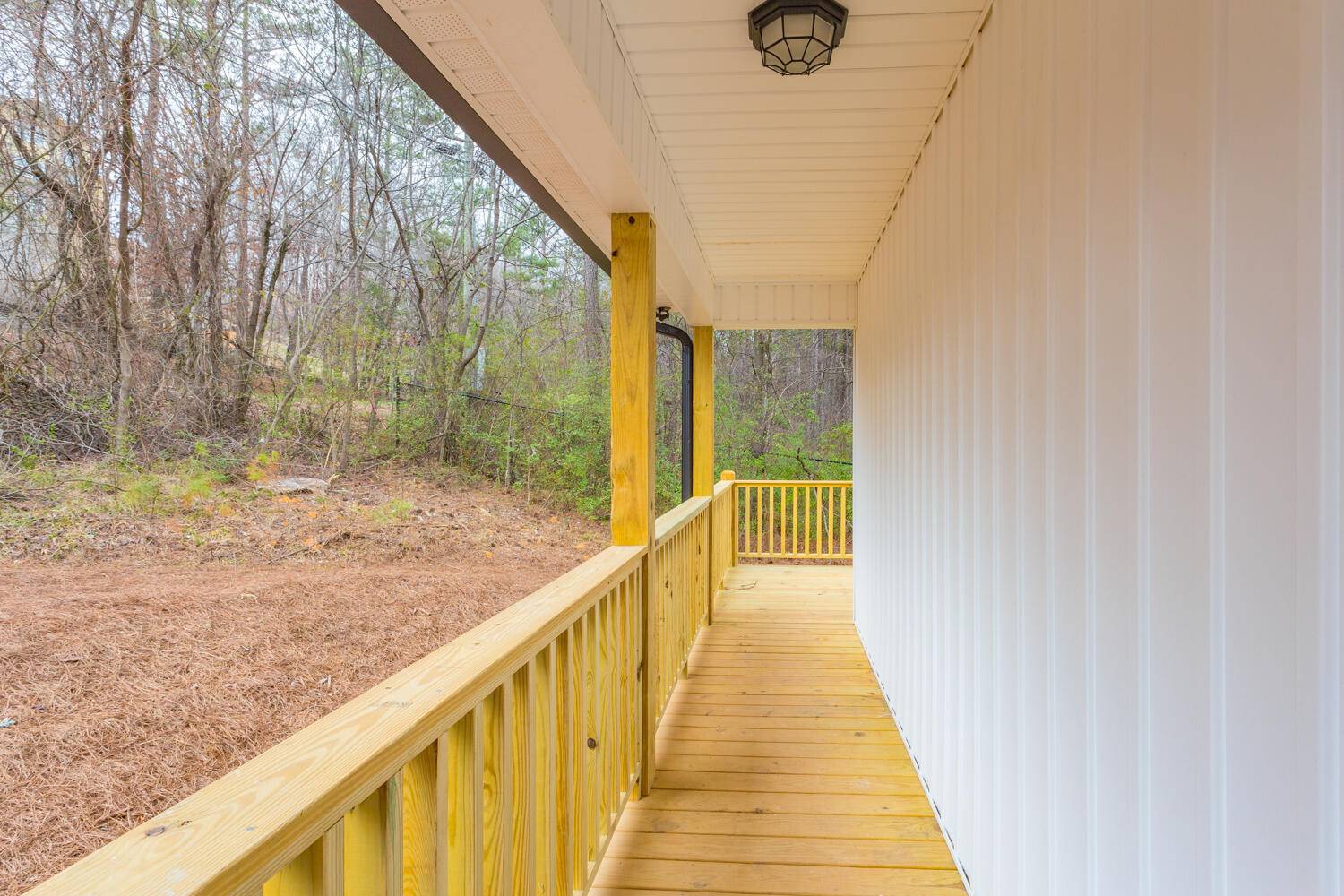 Dalton, GA 30720,111 Roslyn CT