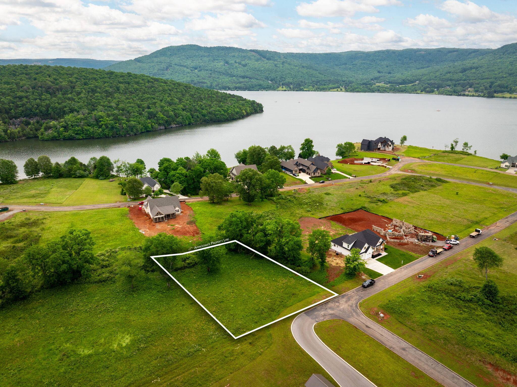 Jasper, TN 37347,0 Starboard DR