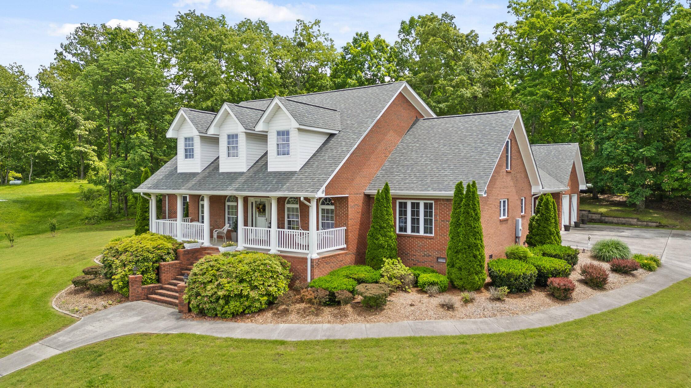 Trenton, GA 30752,535 Castle DR