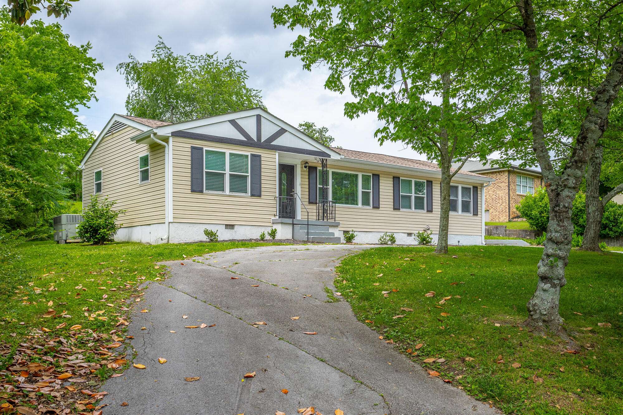 Chattanooga, TN 37412,1641 John Ross RD
