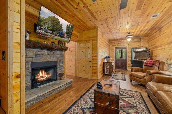 Ellijay, GA 30536,60 Clubhouse CT