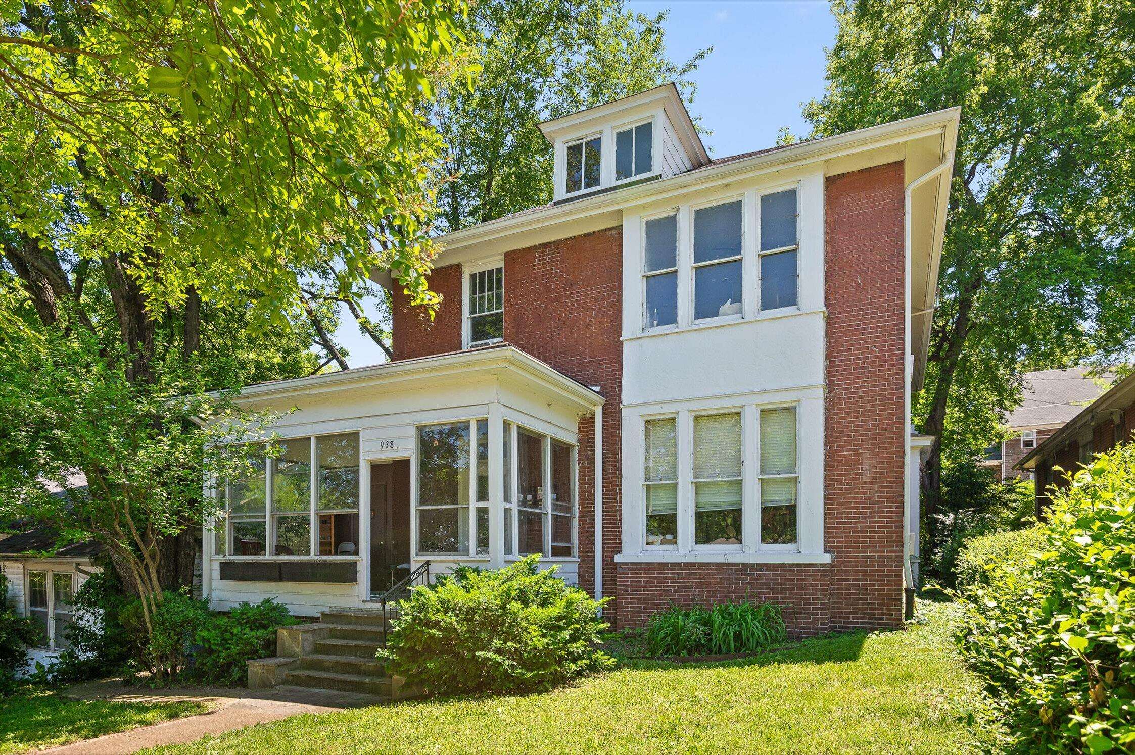 Chattanooga, TN 37403,938 Fortwood ST