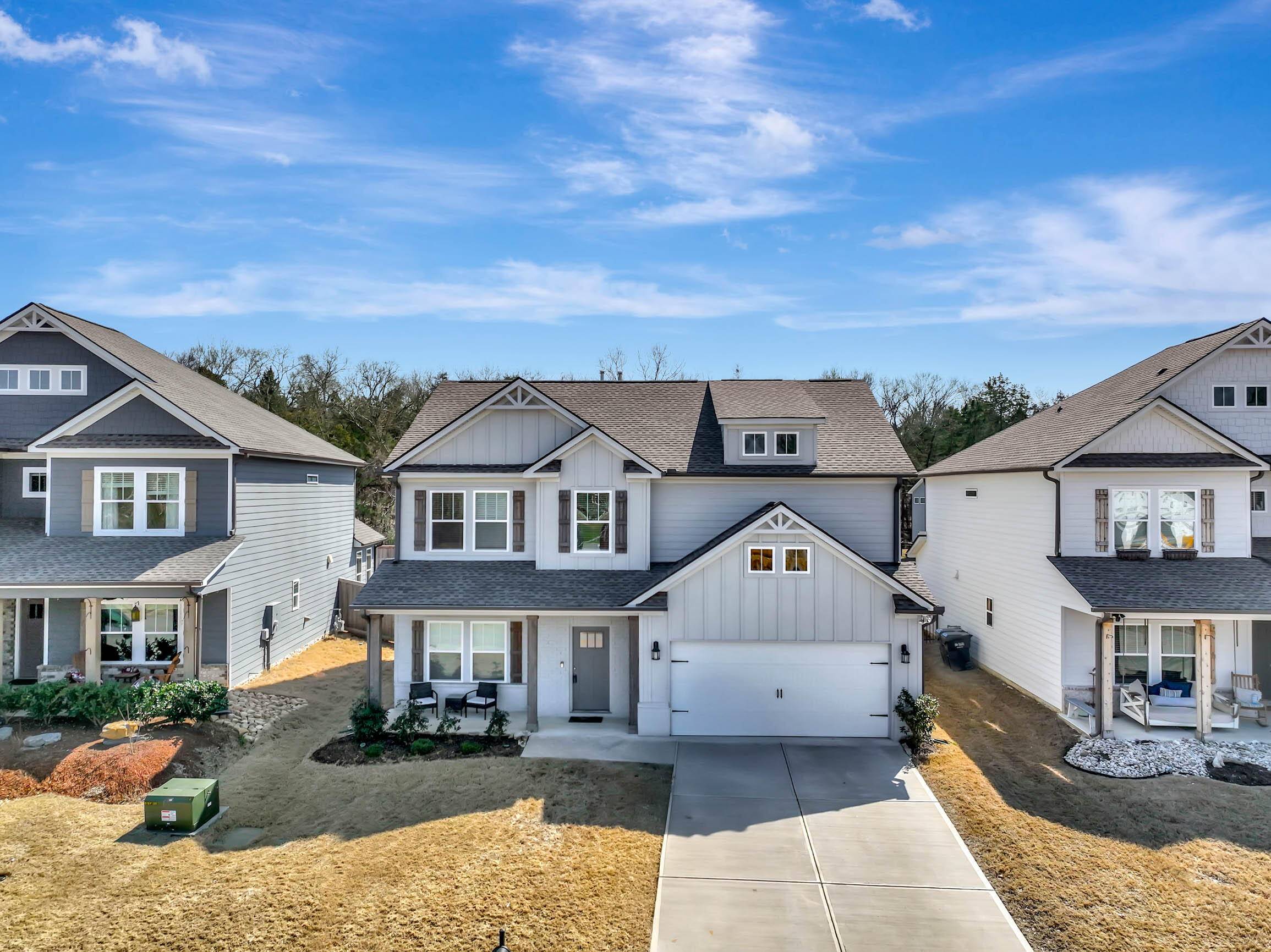 Ooltewah, TN 37363,8792 Snowy Owl RD