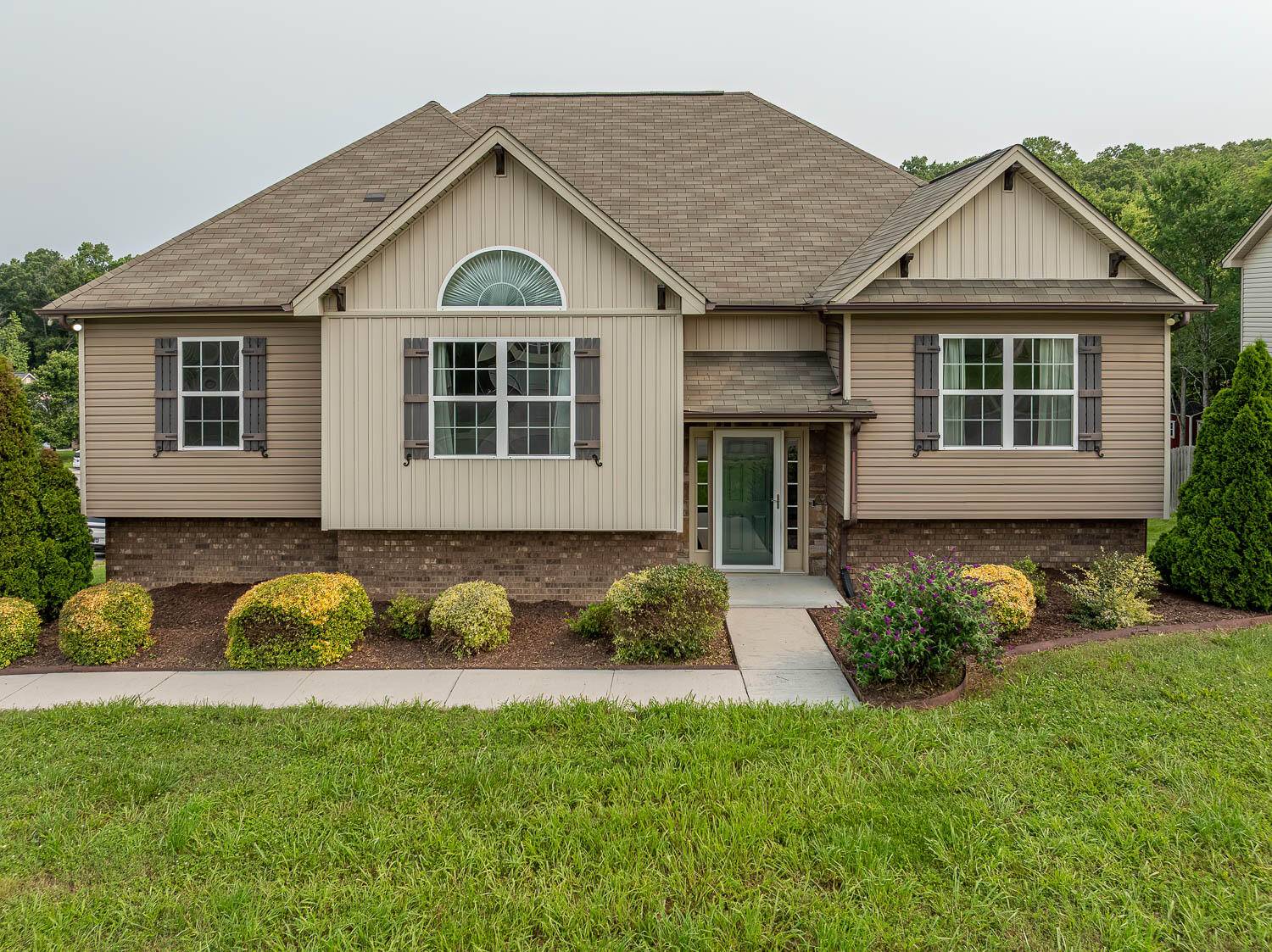 Hixson, TN 37343,8592 Booth Bay DR