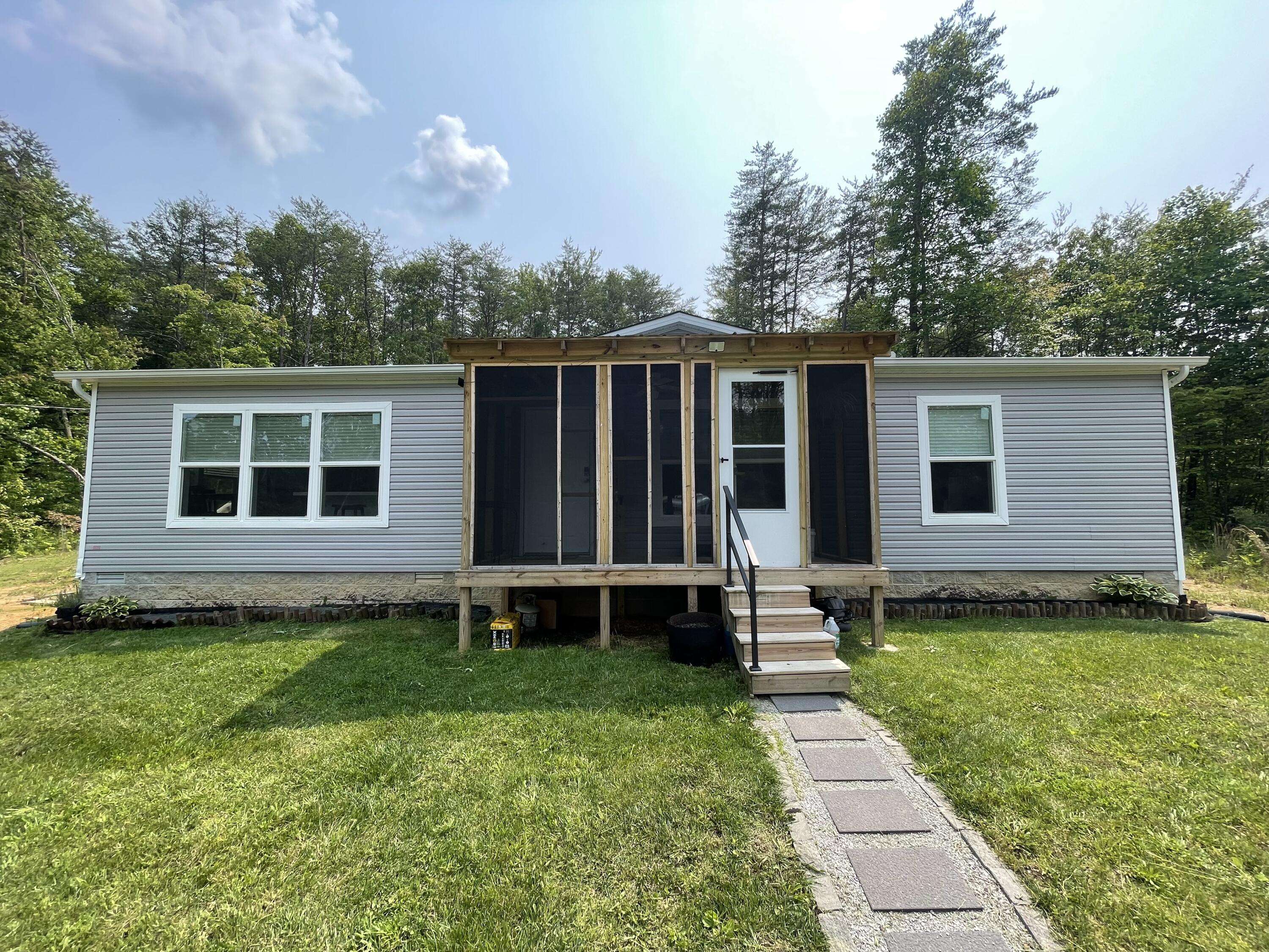 Pikeville, TN 37367,454 Slater LOOP