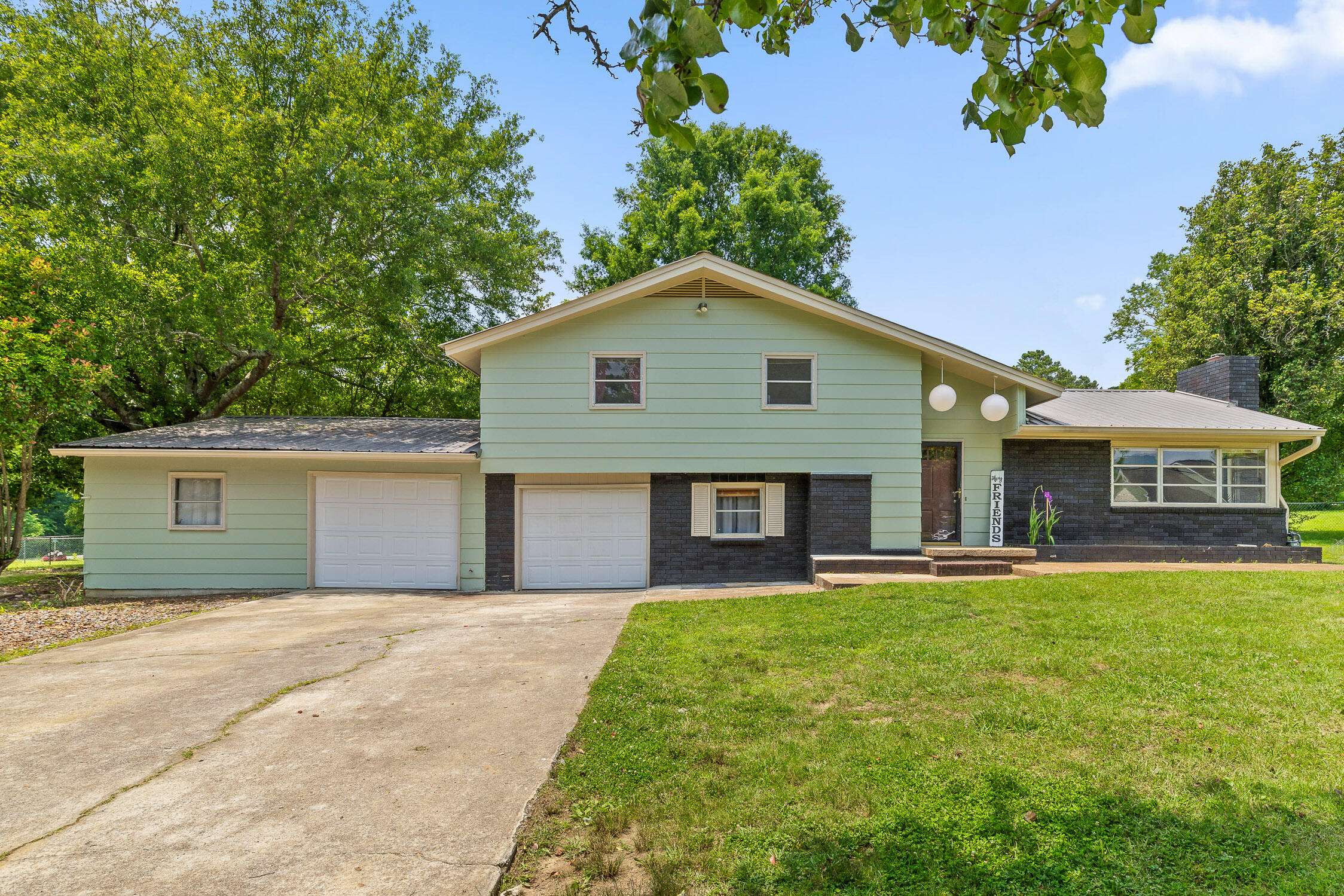 Trenton, GA 30752,51 Case AVE