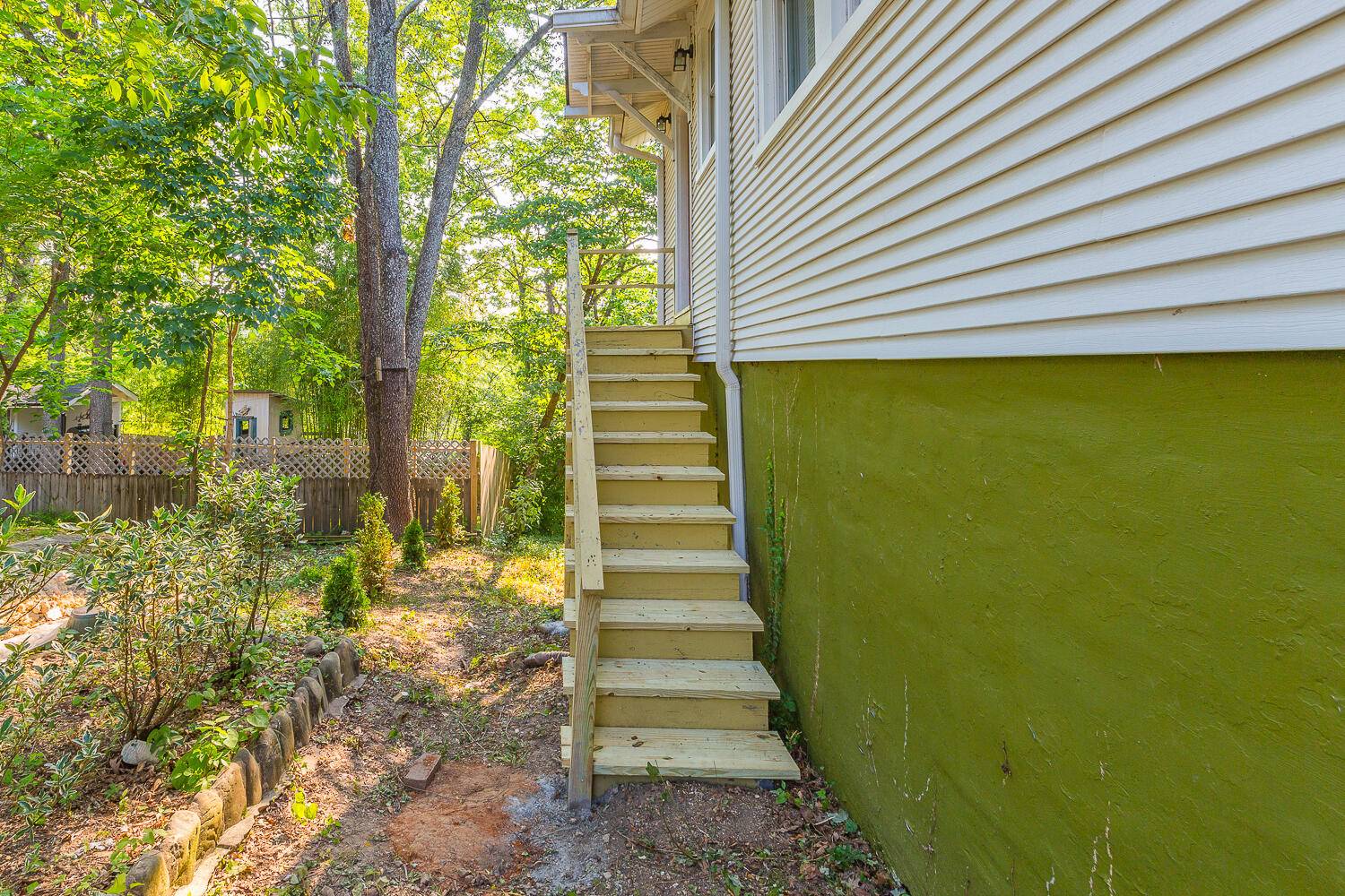 Chattanooga, TN 37405,1148 Highland DR
