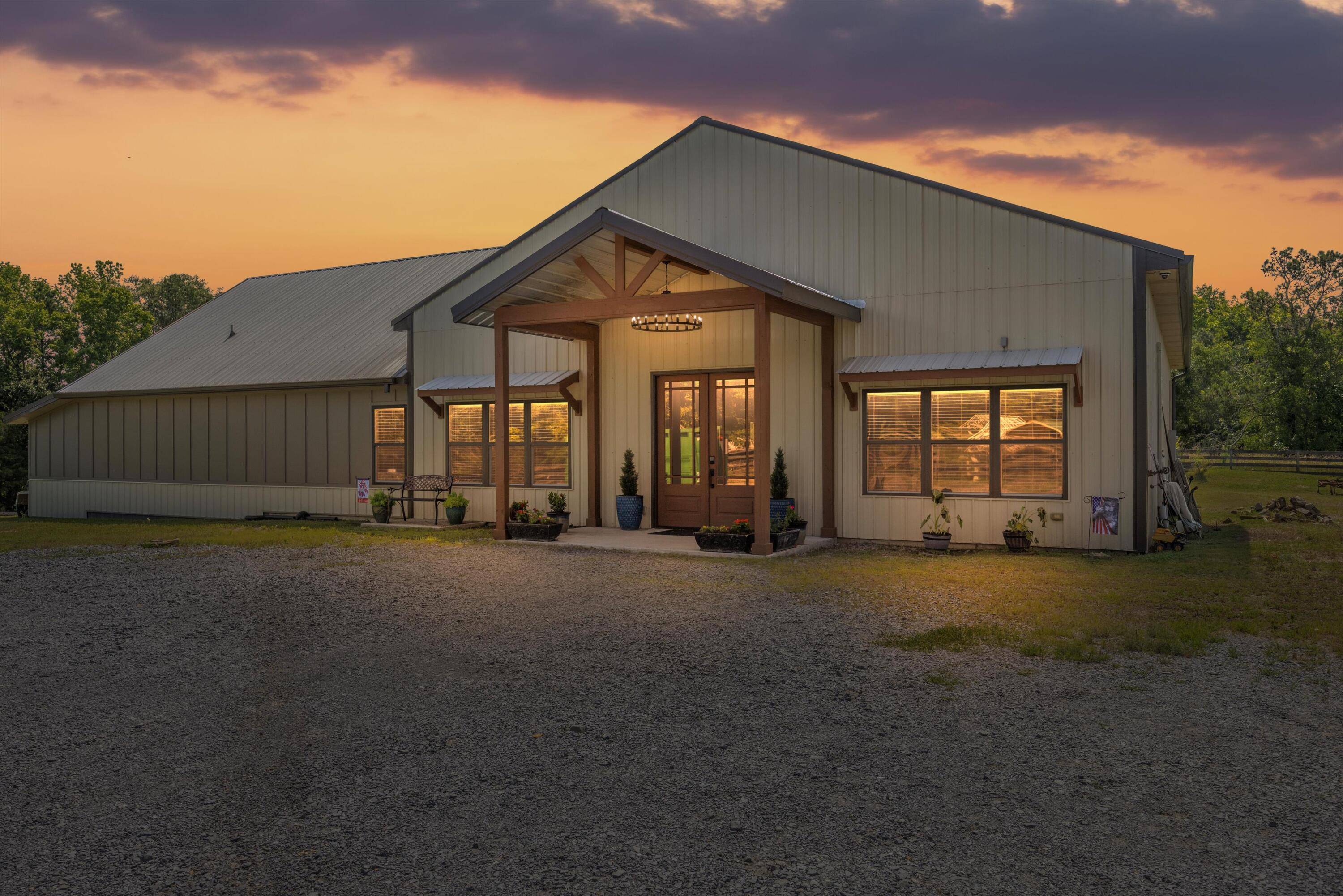 Calhoun, GA 30701,279 Owens Gin RD