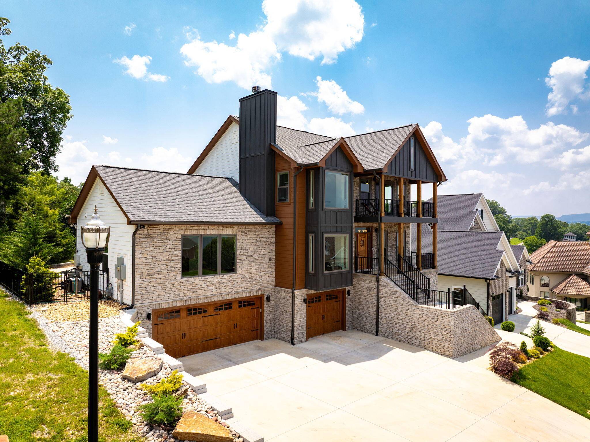 Chattanooga, TN 37416,4477 Sailmaker CIR