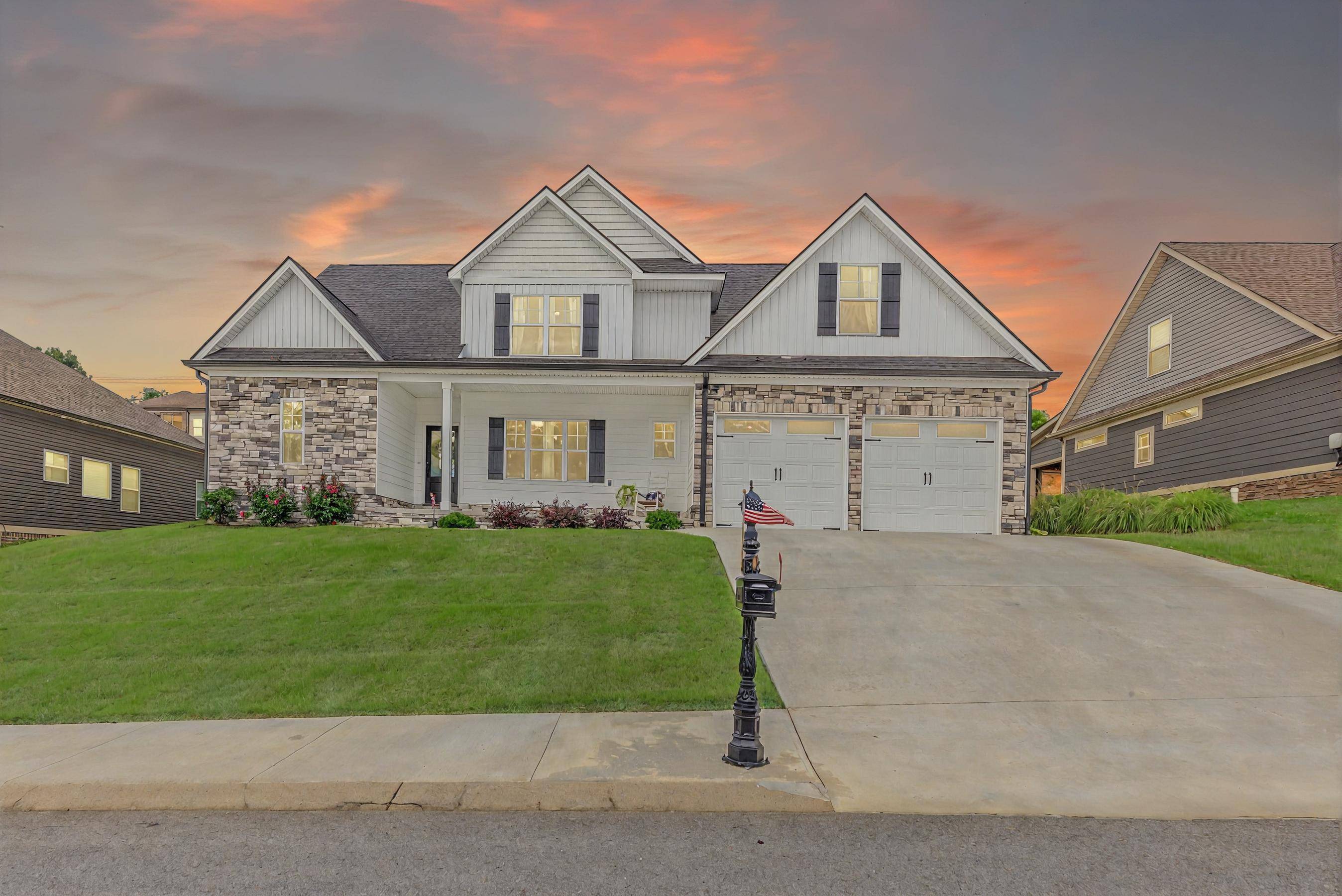 Ringgold, GA 30736,905 Live Oak RD