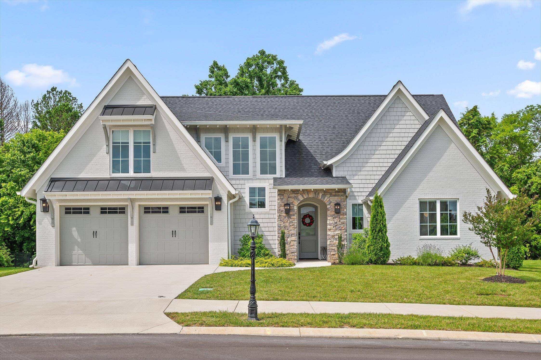Ooltewah, TN 37363,4141 Barnsley LOOP
