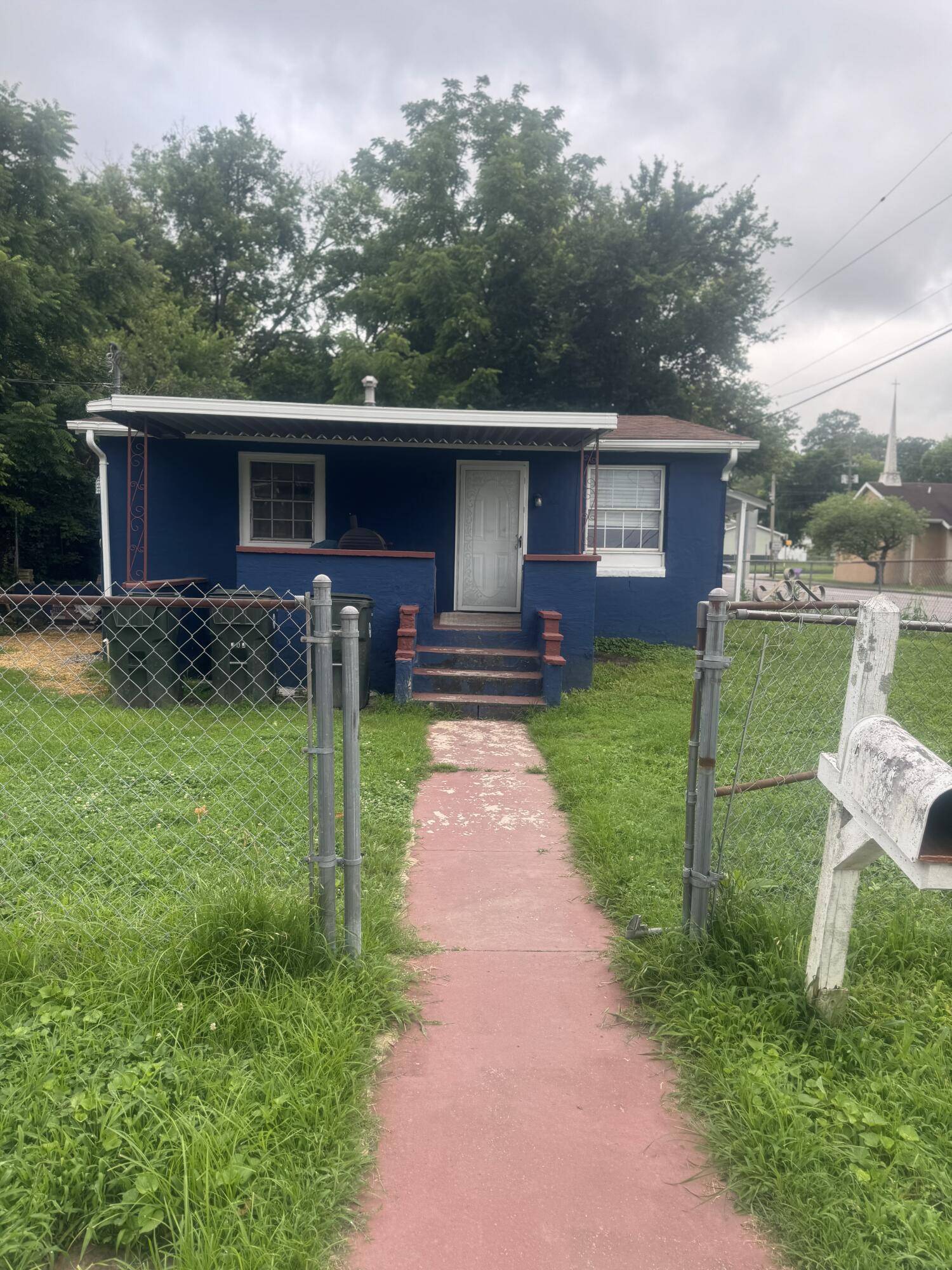 Chattanooga, TN 37404,1900 Garfield ST