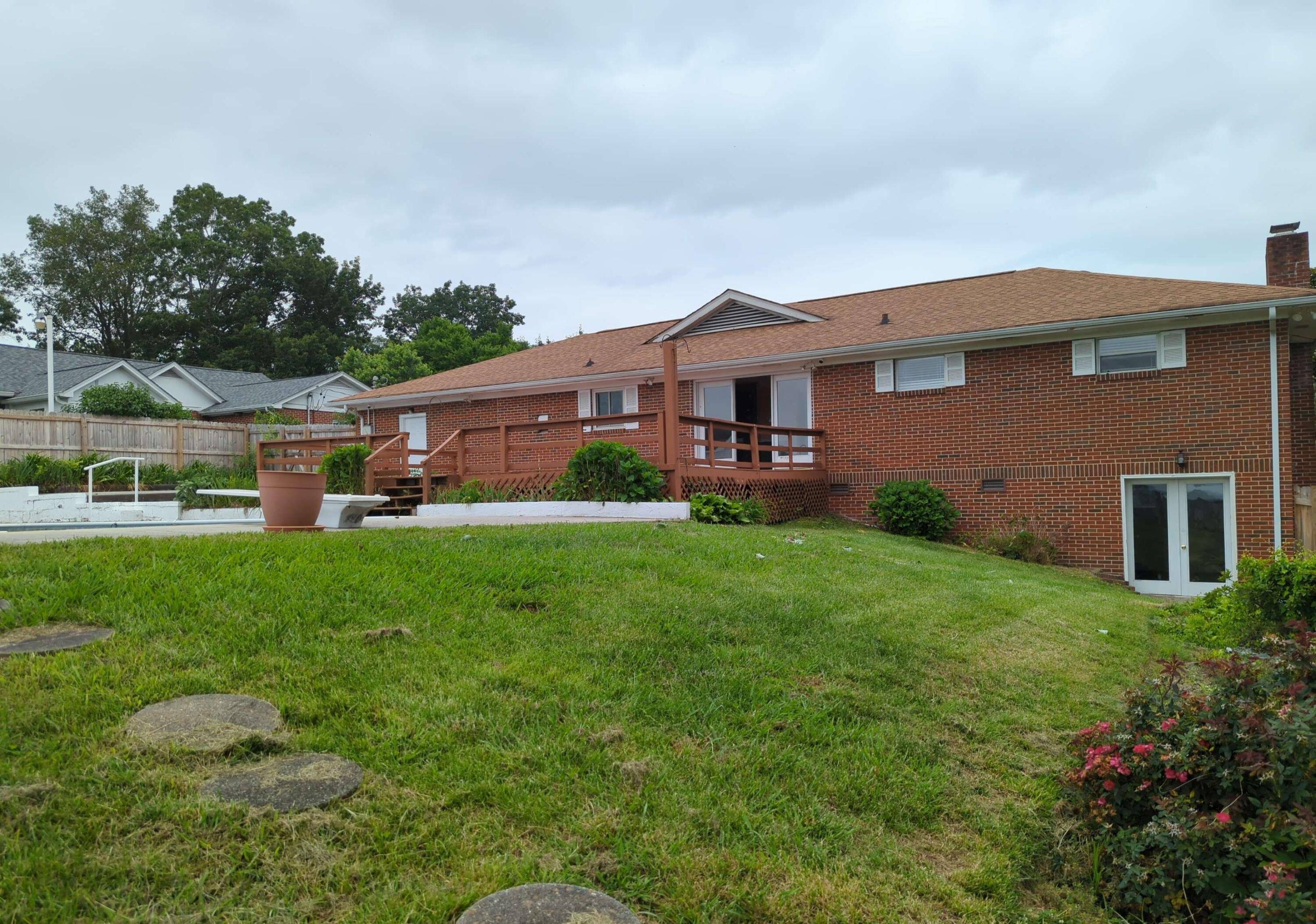 Rossville, GA 30741,800 Asterwood DR