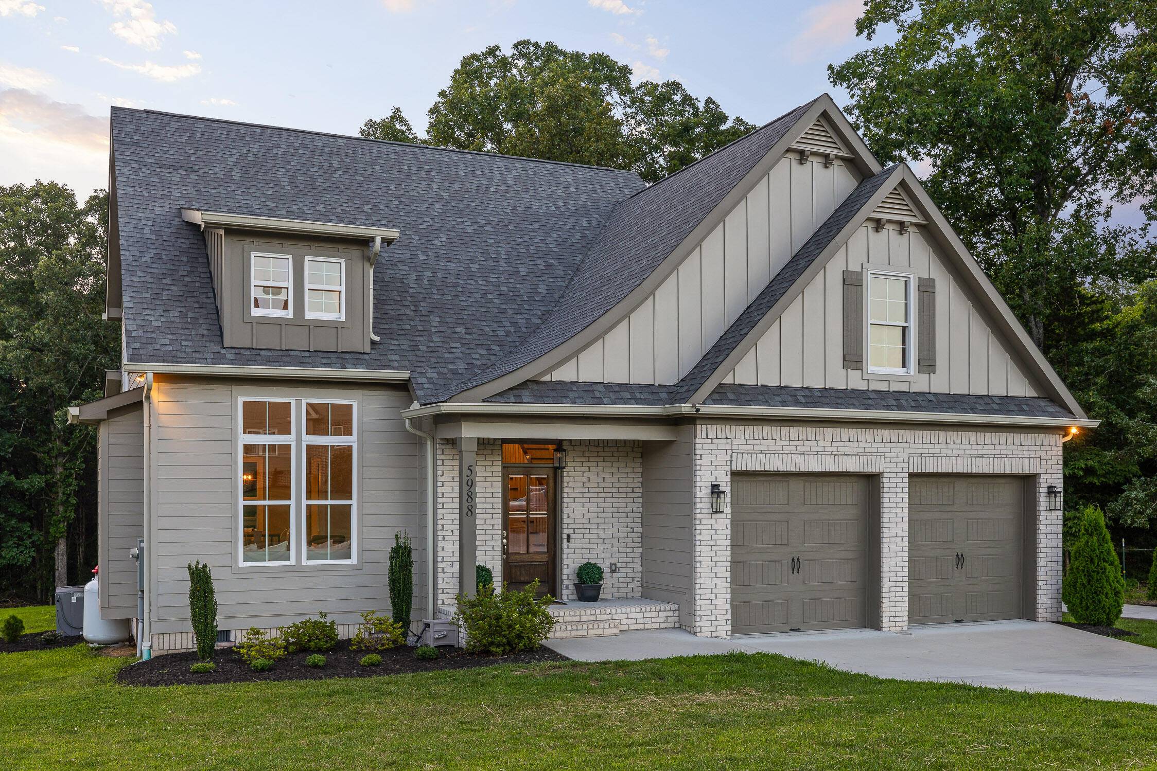 Harrison, TN 37341,5988 Cashmere LN