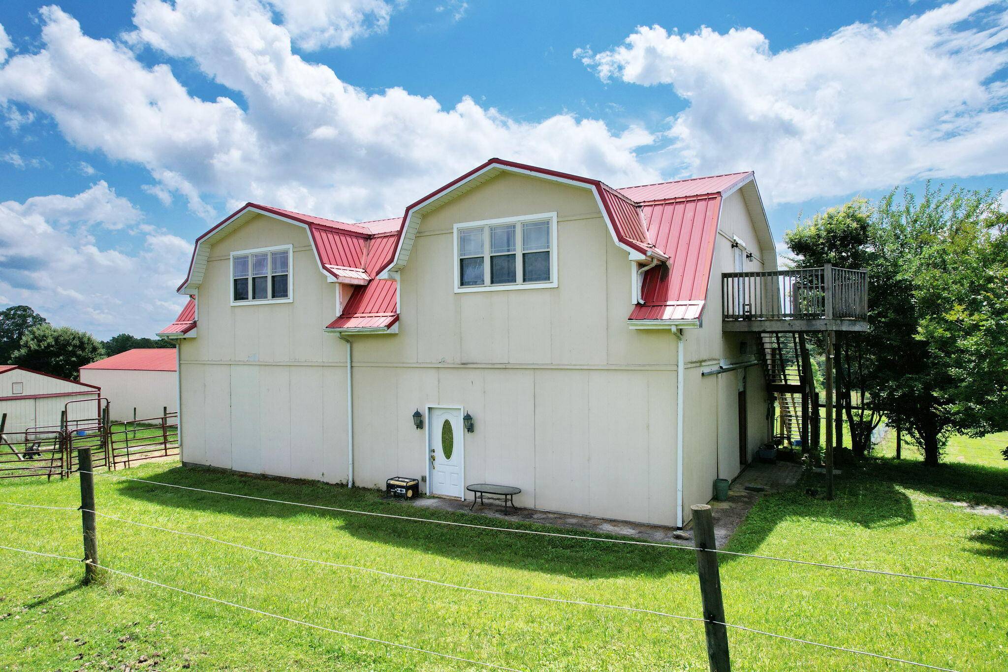 Soddy Daisy, TN 37379,5 Little DR