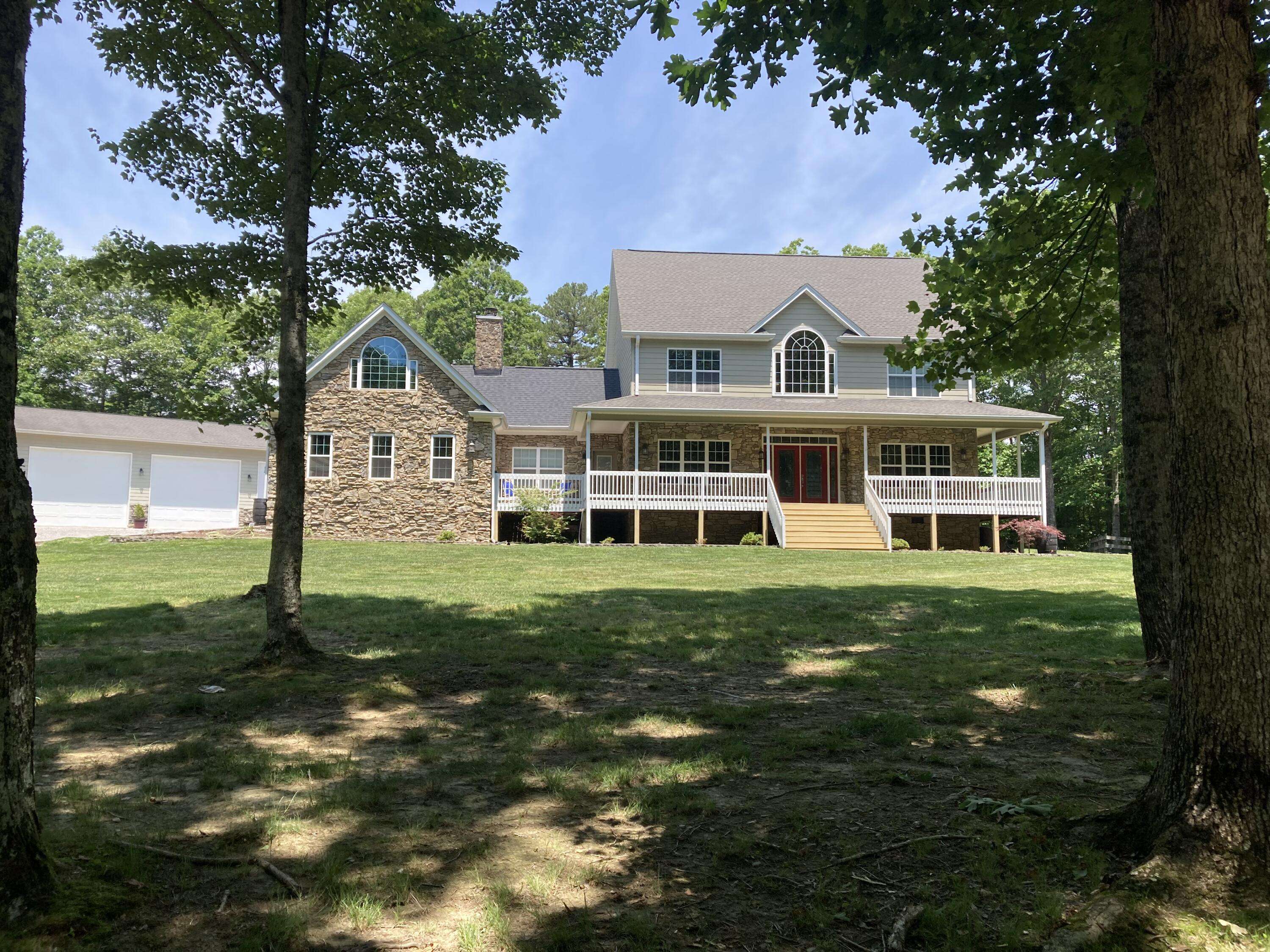 Signal Mountain, TN 37377,361 Pine Ridge DR