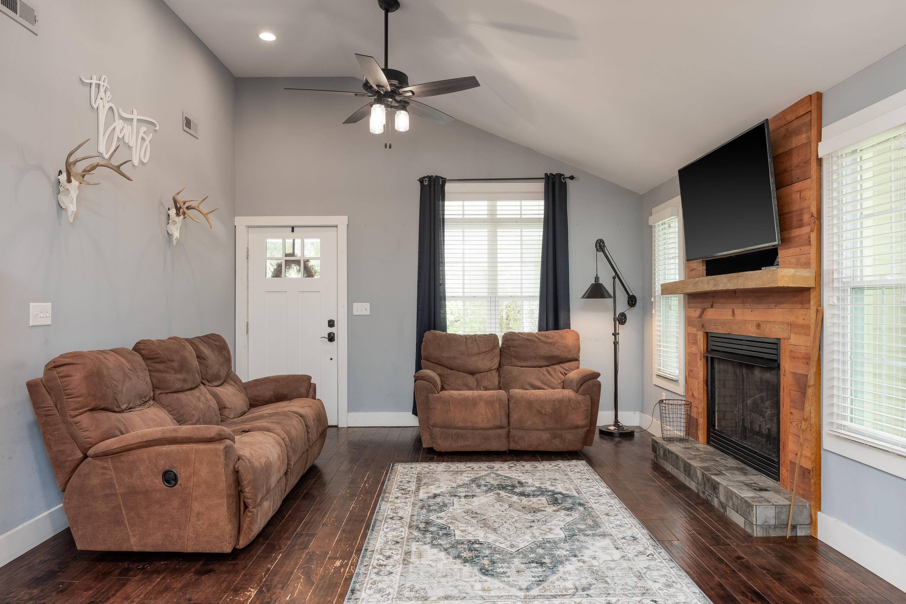 Soddy Daisy, TN 37379,11049 Dayton PIKE