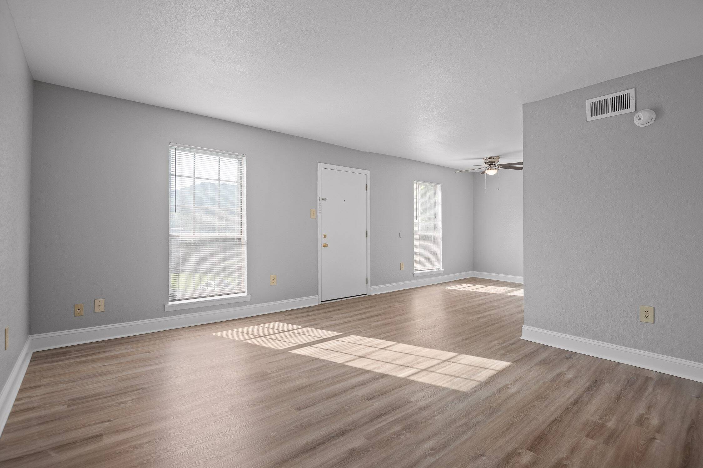 Chattanooga, TN 37405,900 Mountain Creek RD
