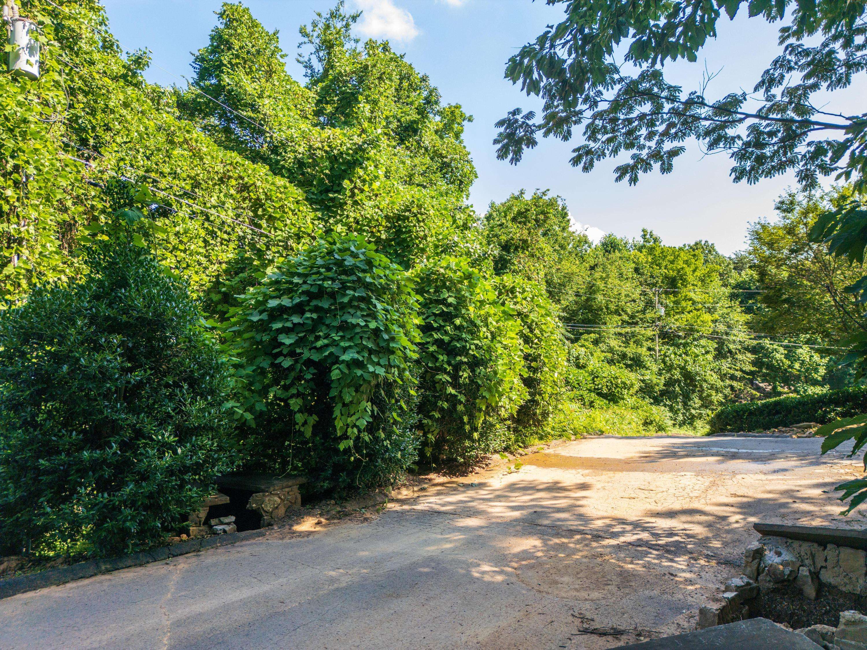 Chattanooga, TN 37377,1425 Sunset DR