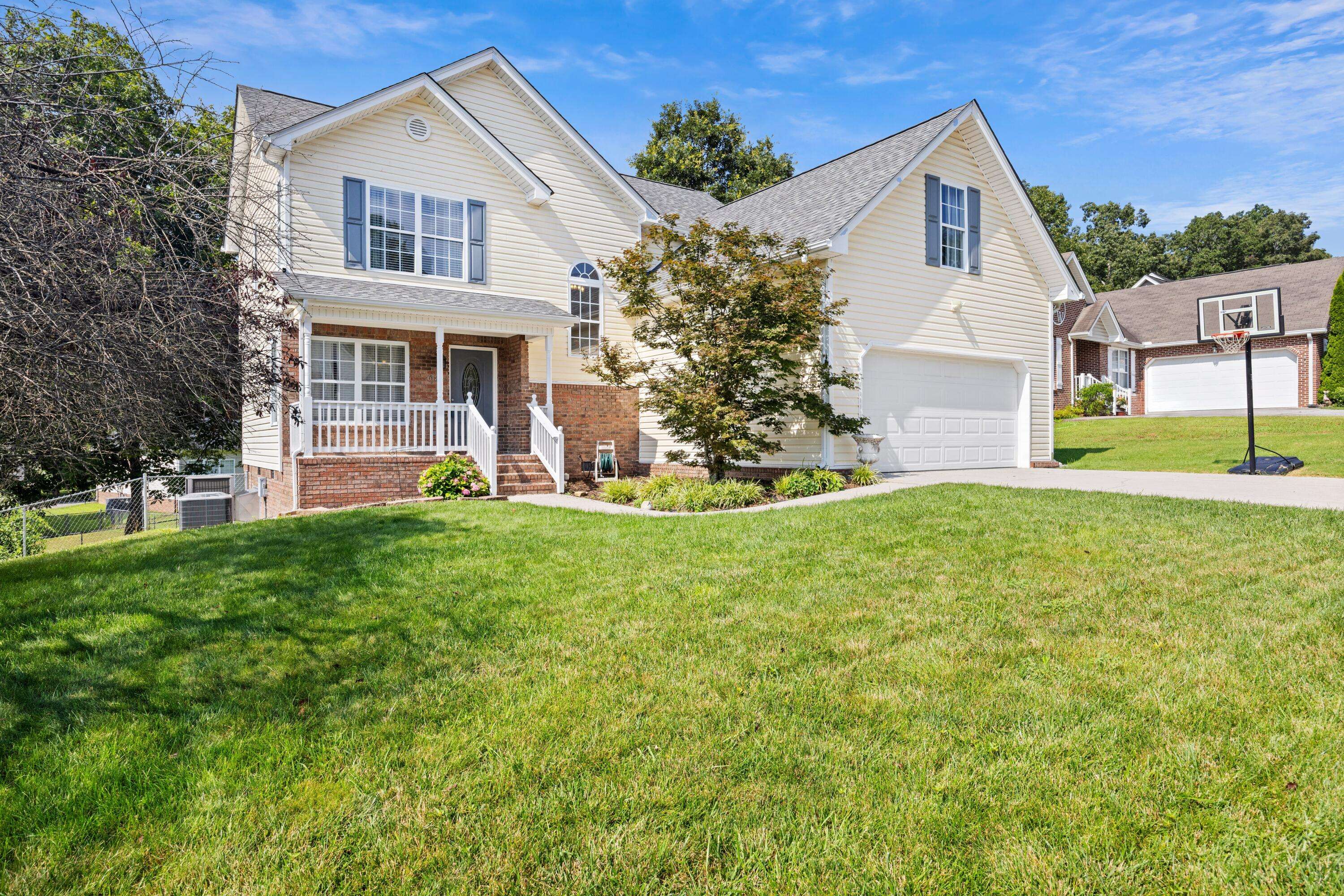 Ooltewah, TN 37363,6122 Gibbs LN