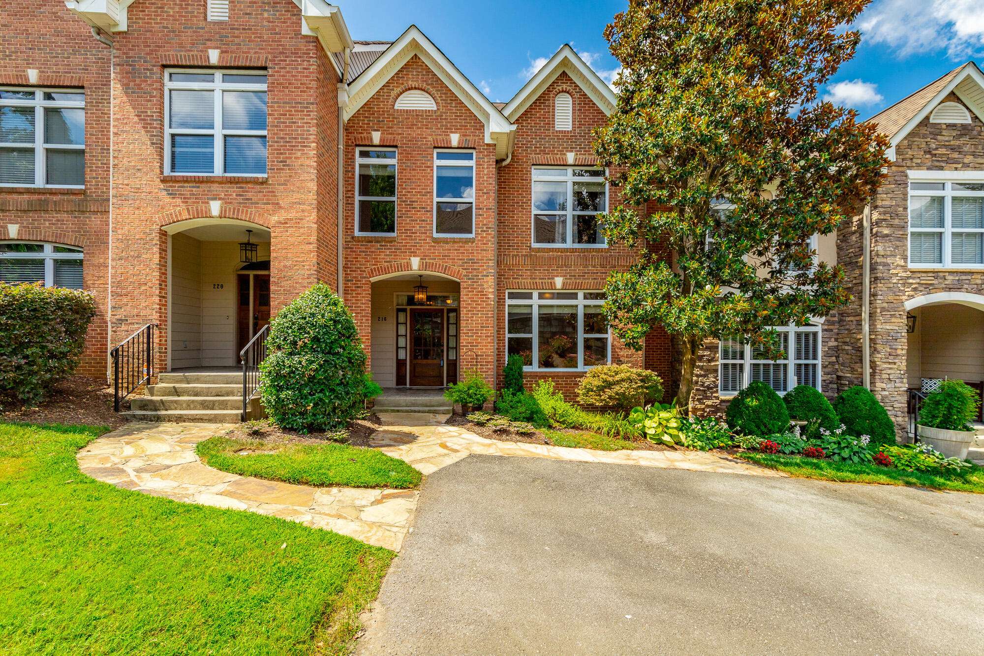 Chattanooga, TN 37405,216 Shady Ridge LN