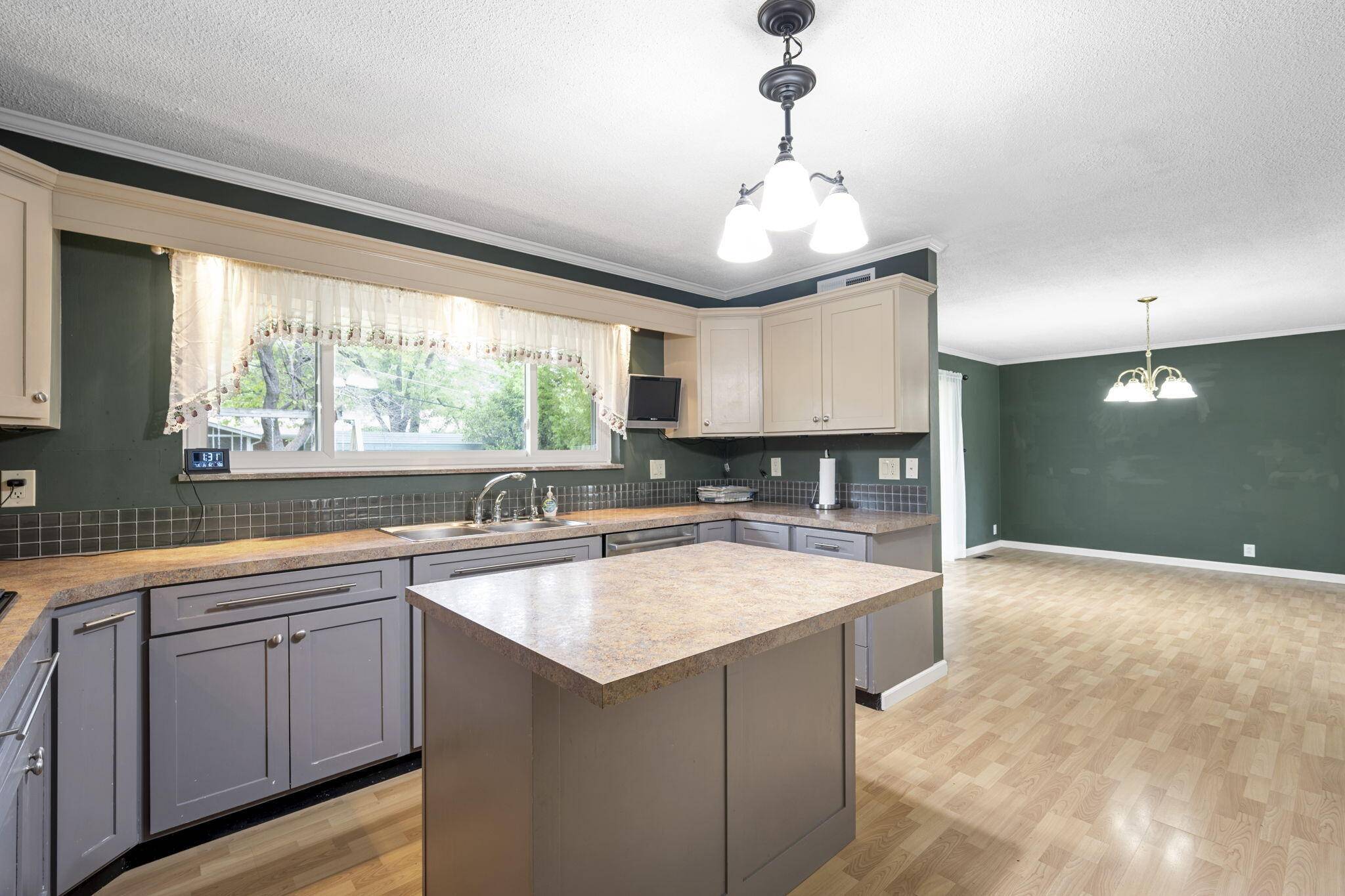 Chattanooga, TN 37416,4717 Brentwood DR
