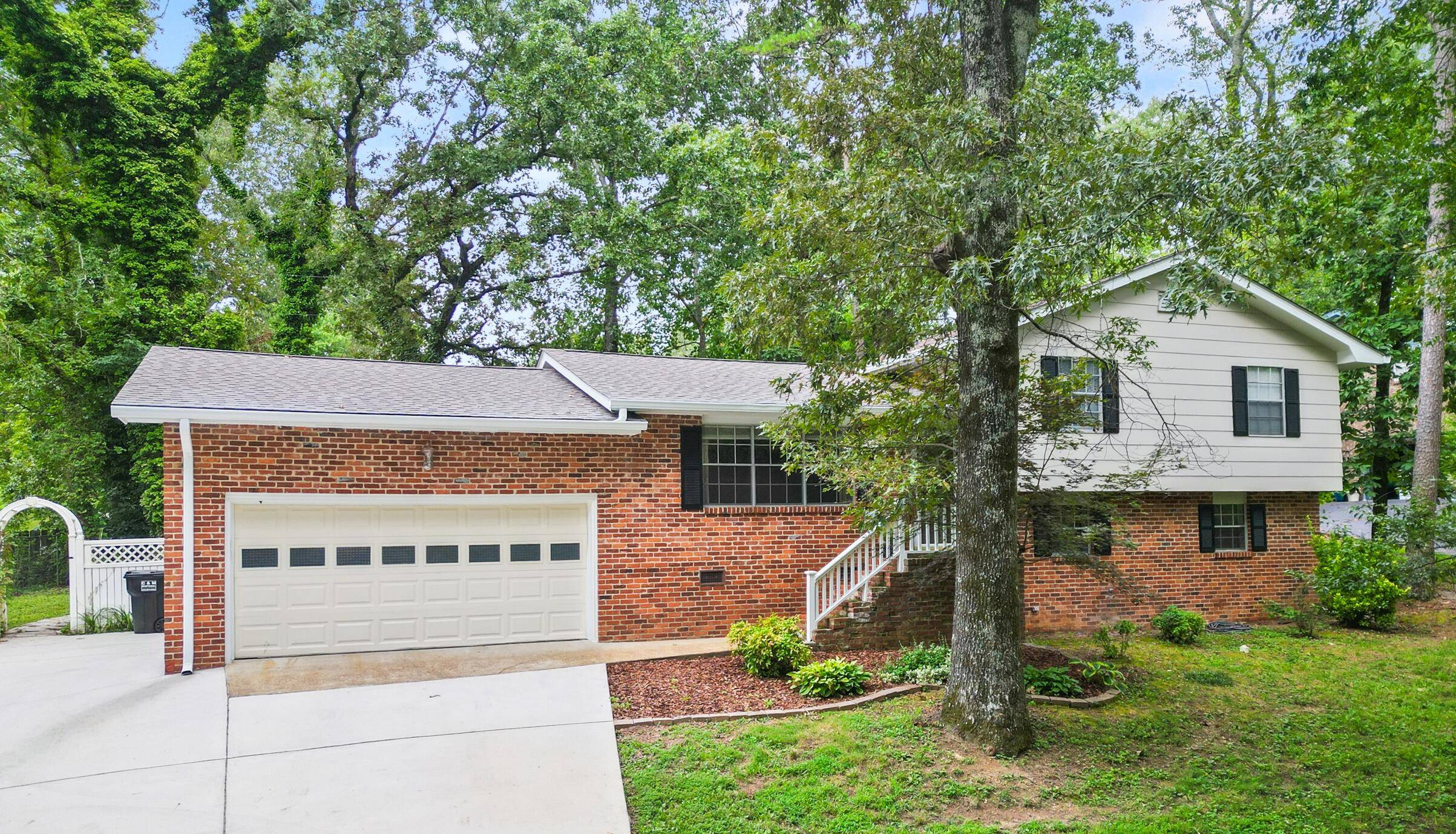 Chattanooga, TN 37416,6737 Glover RD