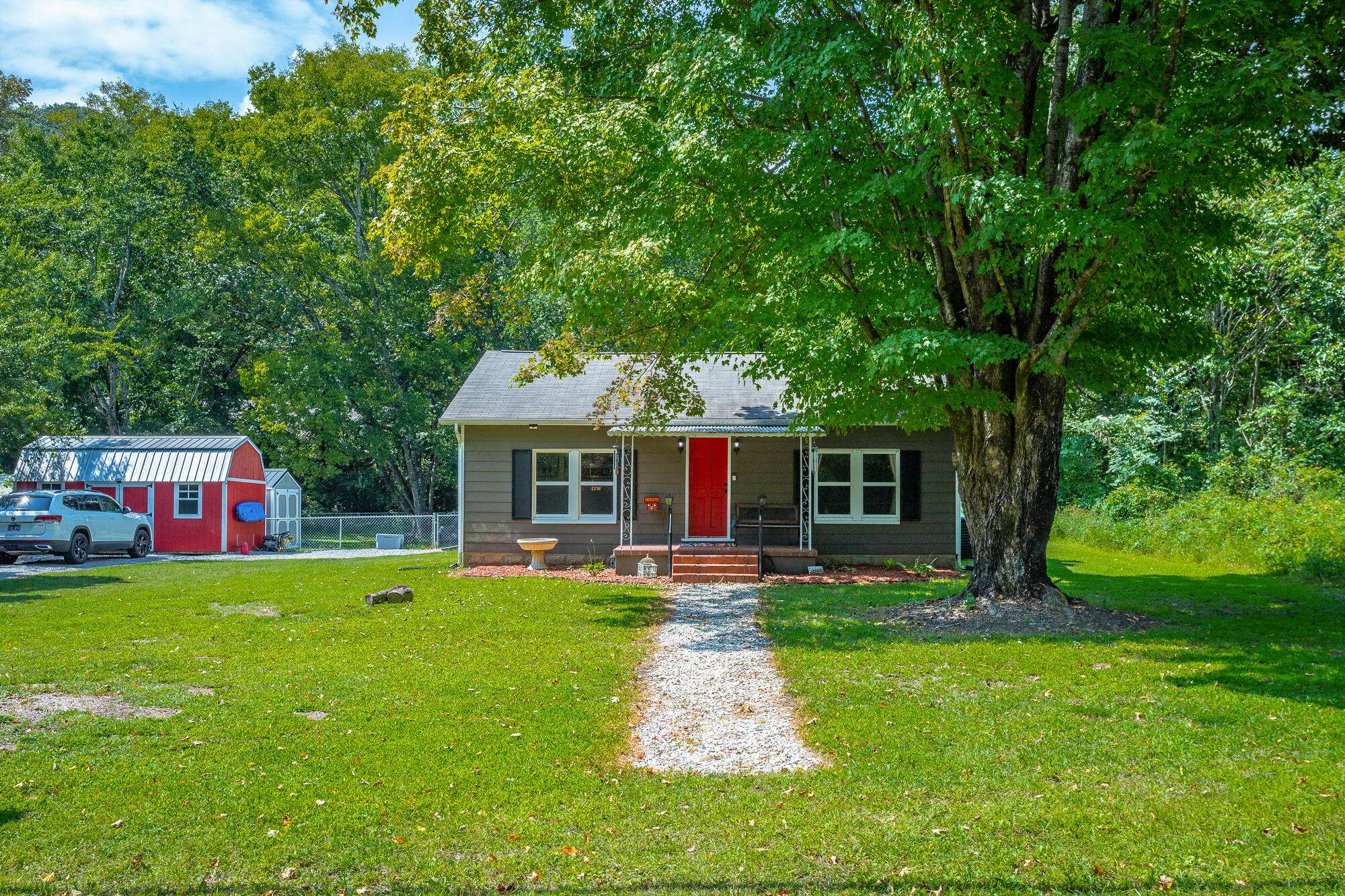 Soddy Daisy, TN 37379,11665 Back Valley RD